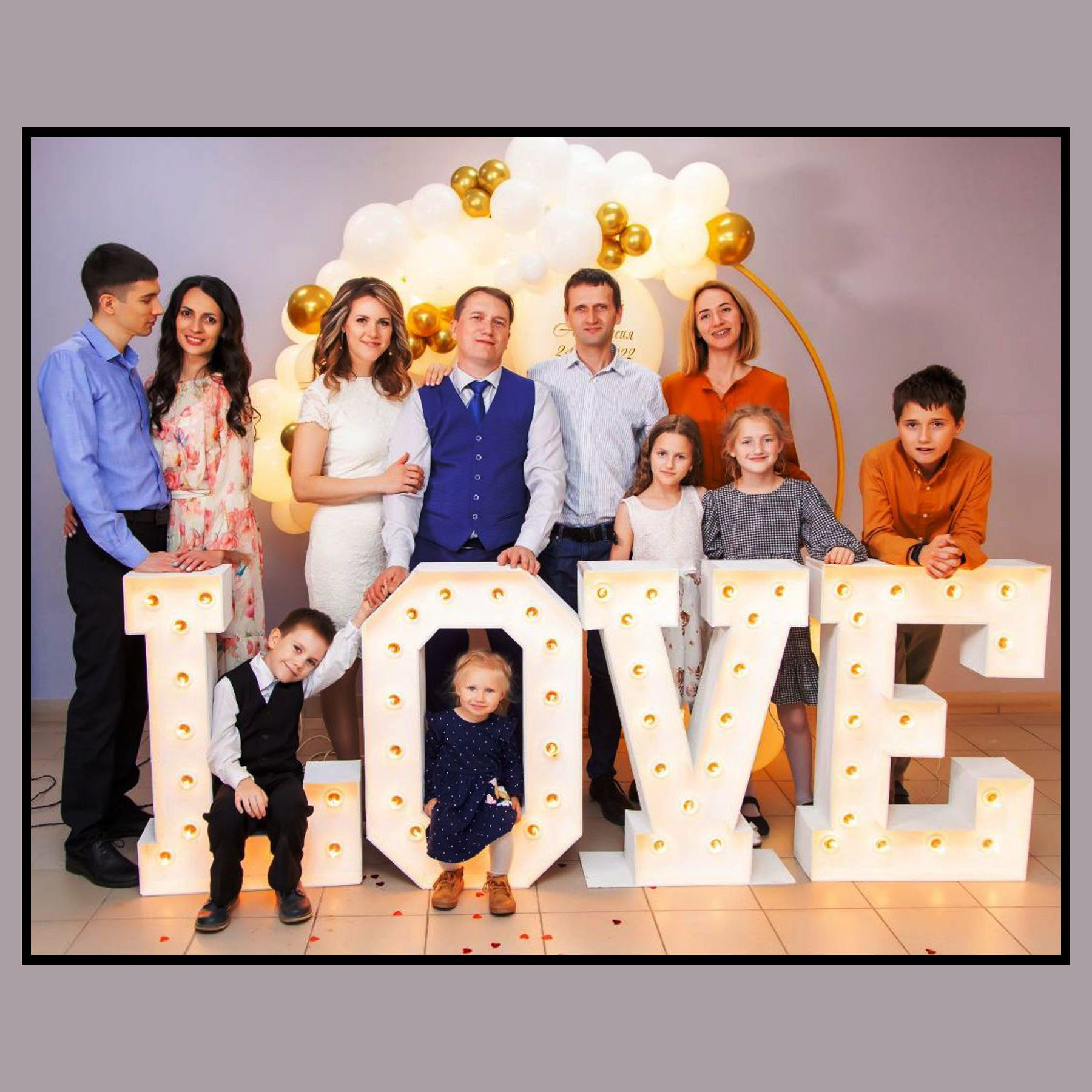 Фотозона LOVE. Студия праздничного декора