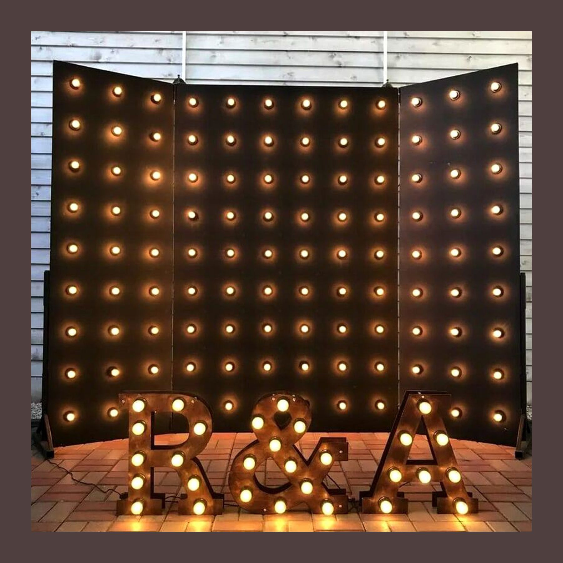 Фотозона ЛОФТ. Студия праздничного декора