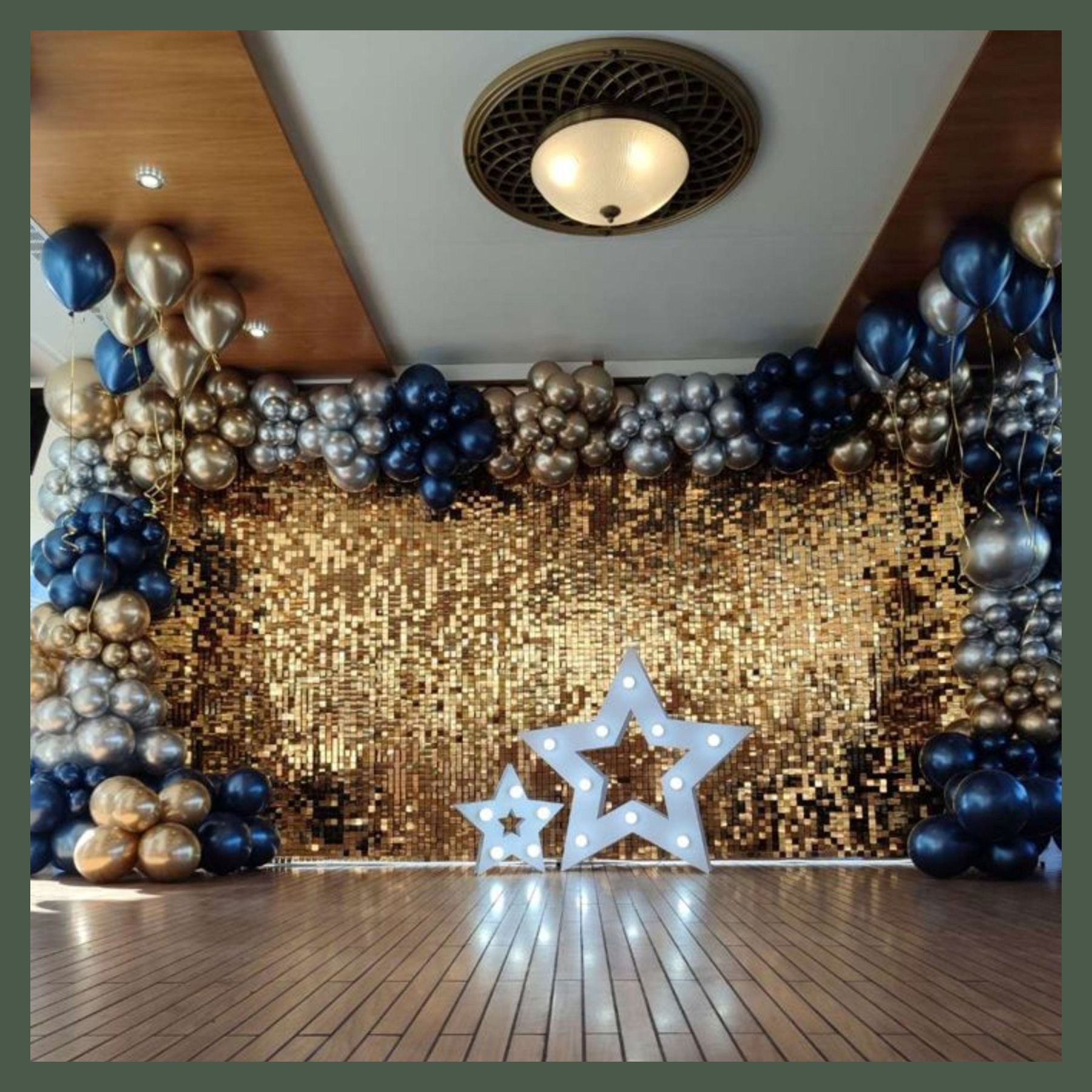 Фотозона из пайеток. Студия праздничного декора