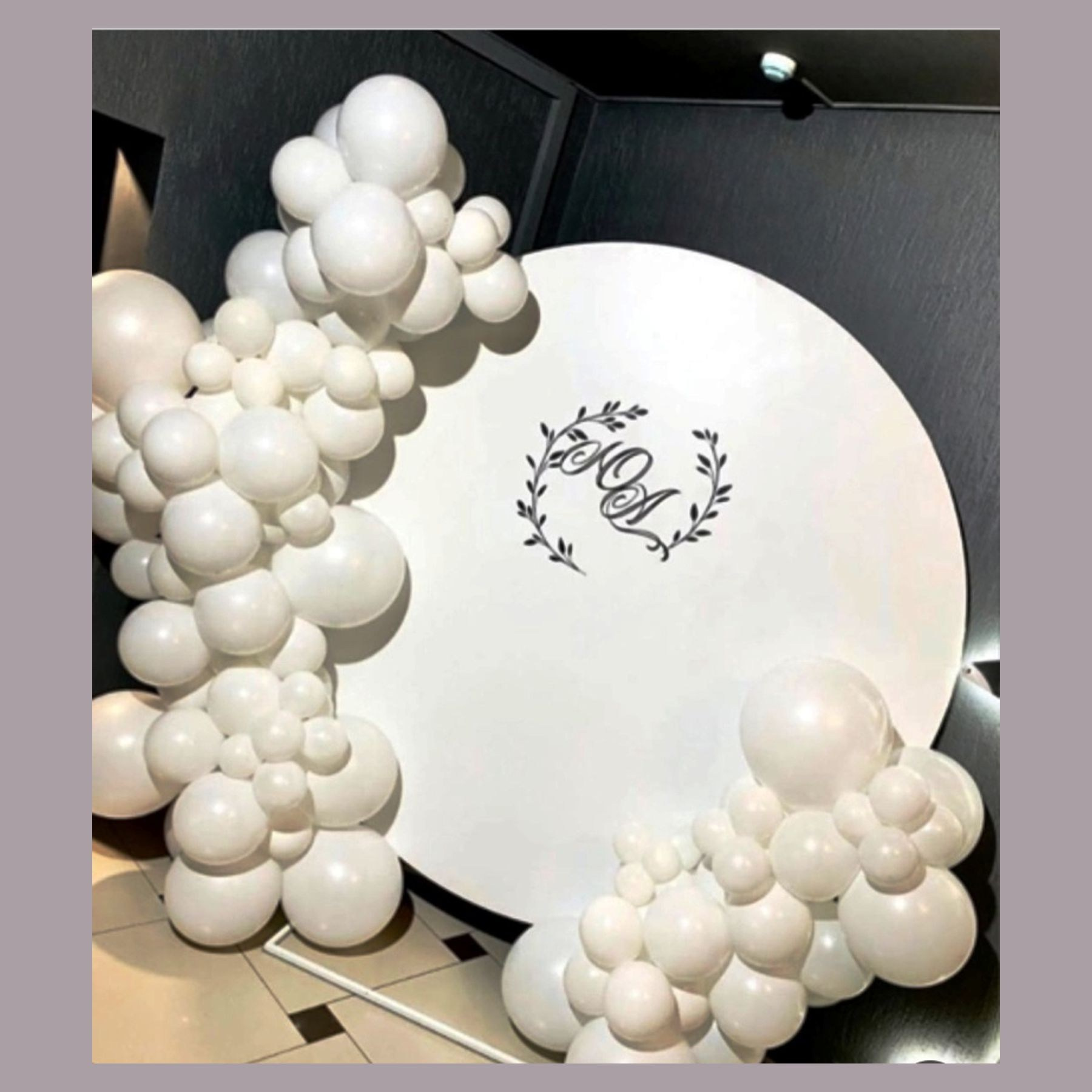 Круглая фотозона. Студия праздничного декора