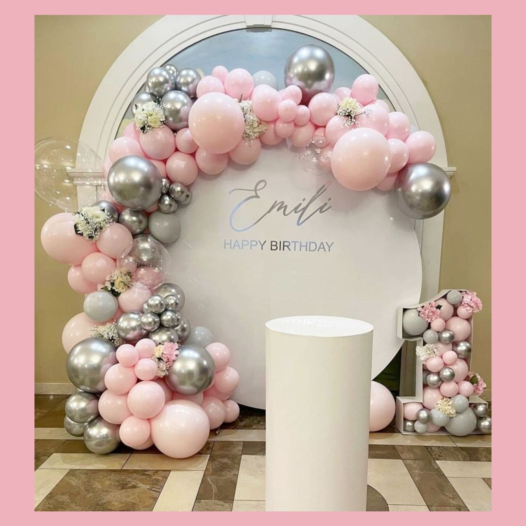 Круглая фотозона. Студия праздничного декора