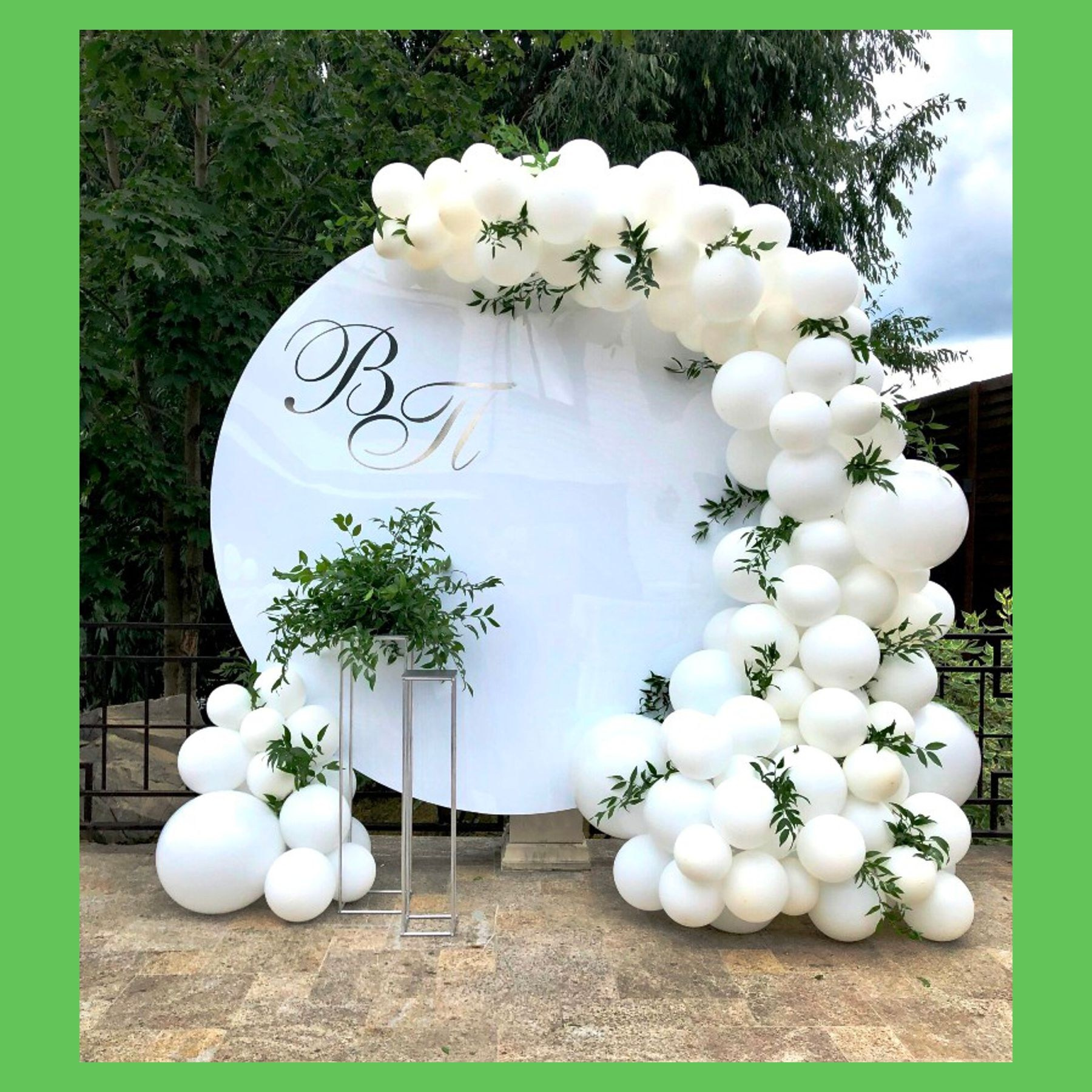 Круглая фотозона. Студия праздничного декора