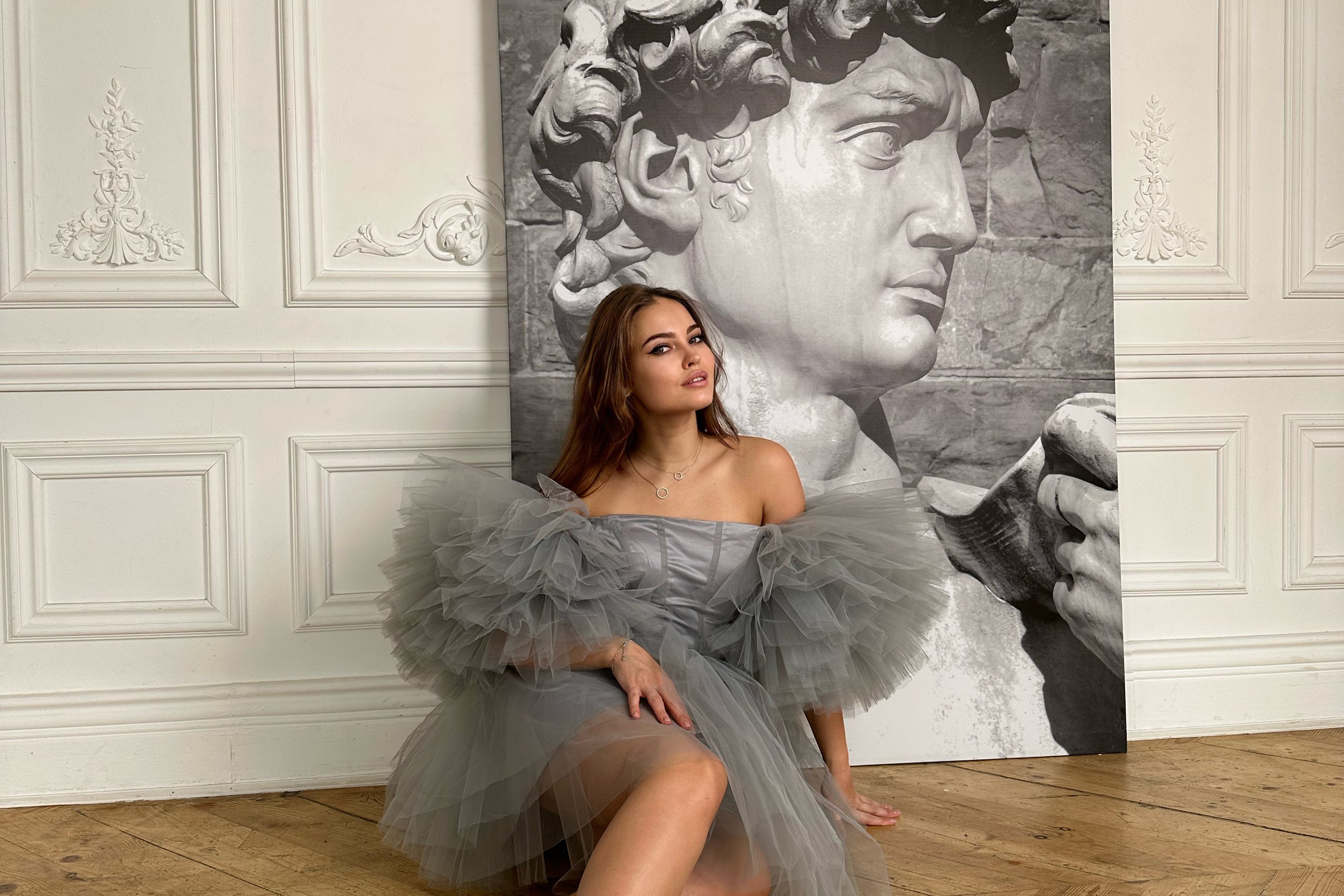 Графический дизайнер с внедрением нейросетей