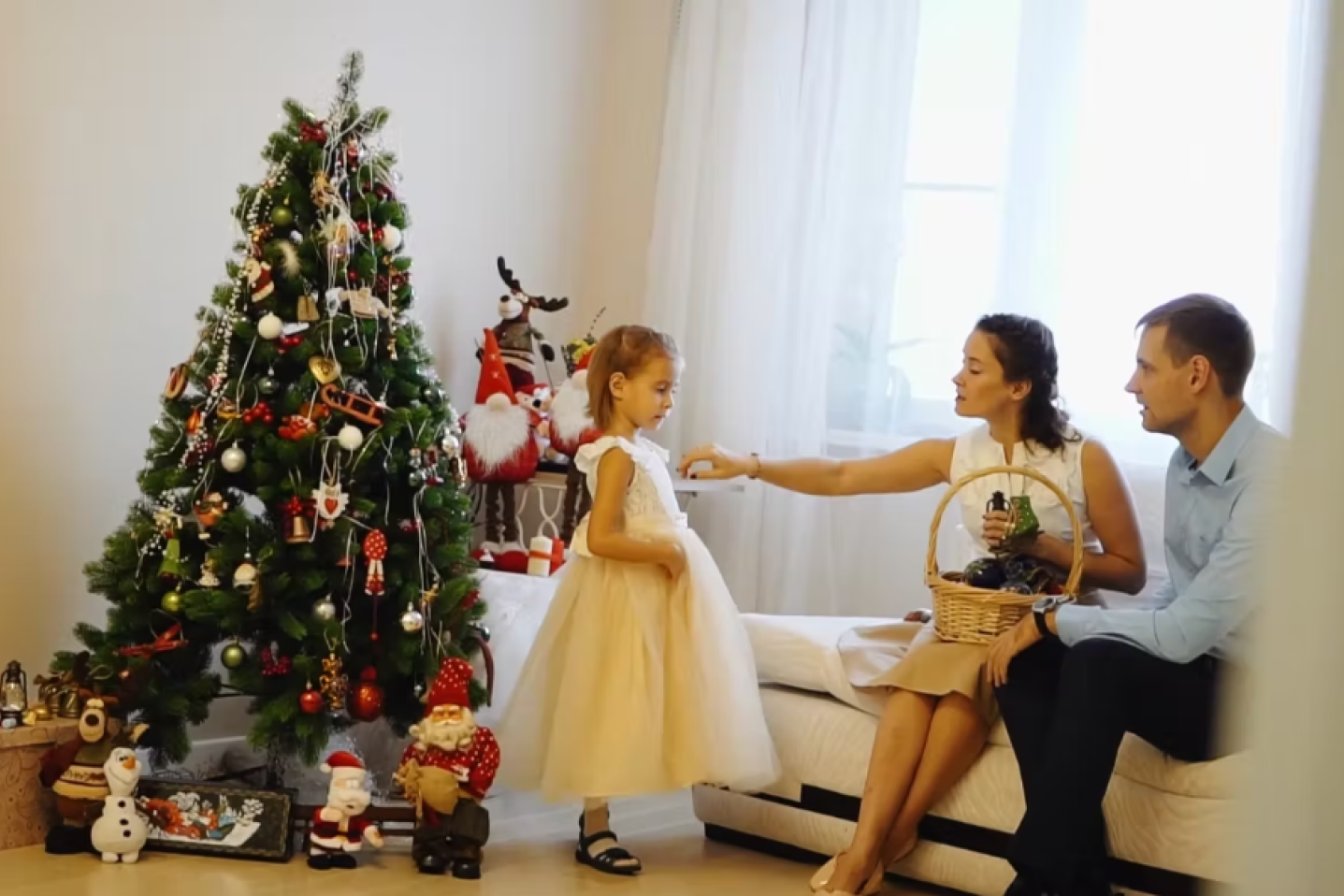 Стоимость видеосъемки крещения, выписки, школы