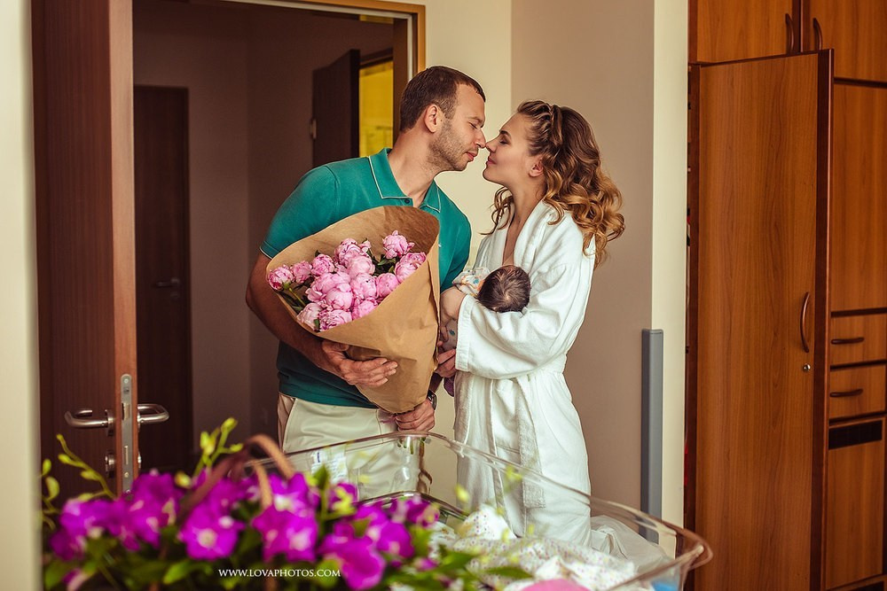 СЪЕМКА ВЫПИСКИ ИЗ РОДДОМА. Детский и семейный фотограф в Москве Катерина Орлова