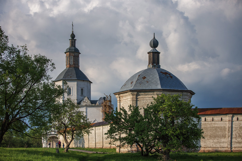 История Свенского монастыря. Фотоцентр Перспектива: выпускные альбомы, фотошкола, курсы фотографии