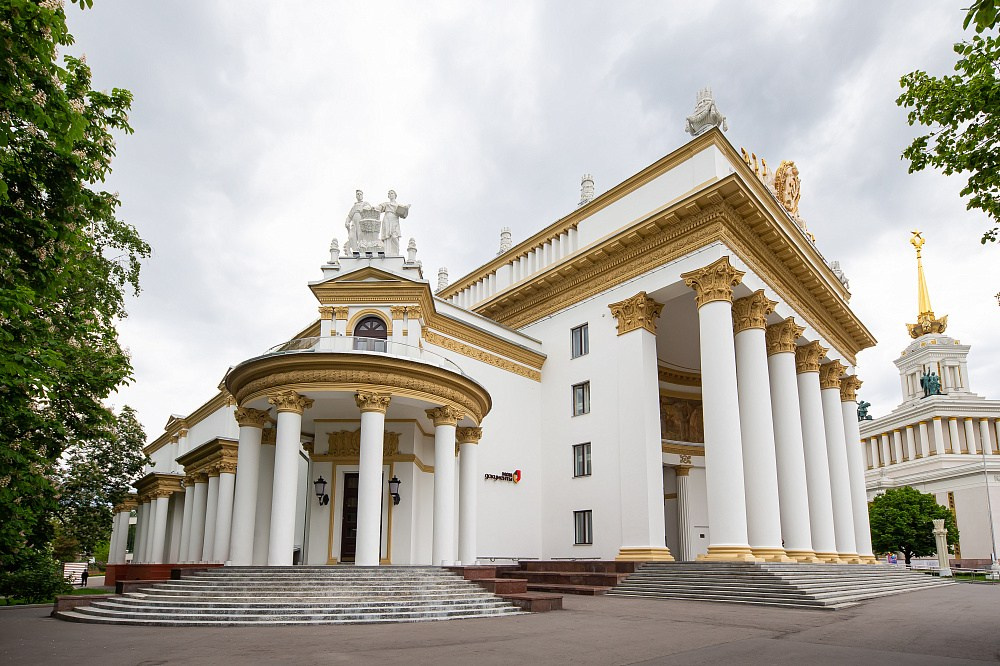 Разбор локаций ВДНХ. Свадебный фотограф в Москве Анастасия Шелест