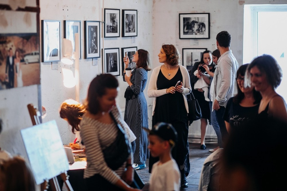 Выставка в Петербурге, лофт проект этажи, MFamilia, выставка детского портрета