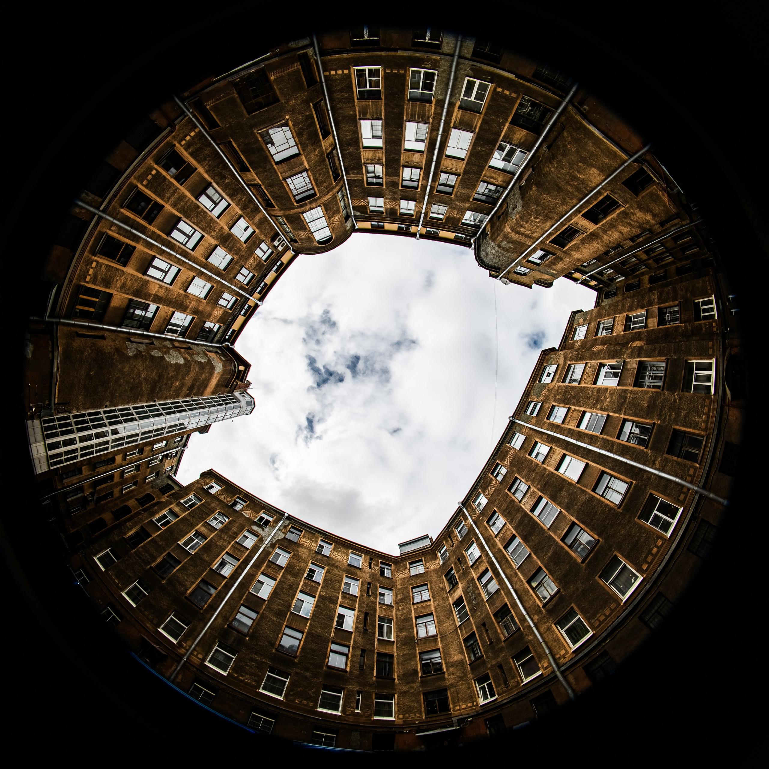 Дворы-колодцы Санкт-Петербурга (Петроградская сторона) | Фотопроект Алексея Клейменова