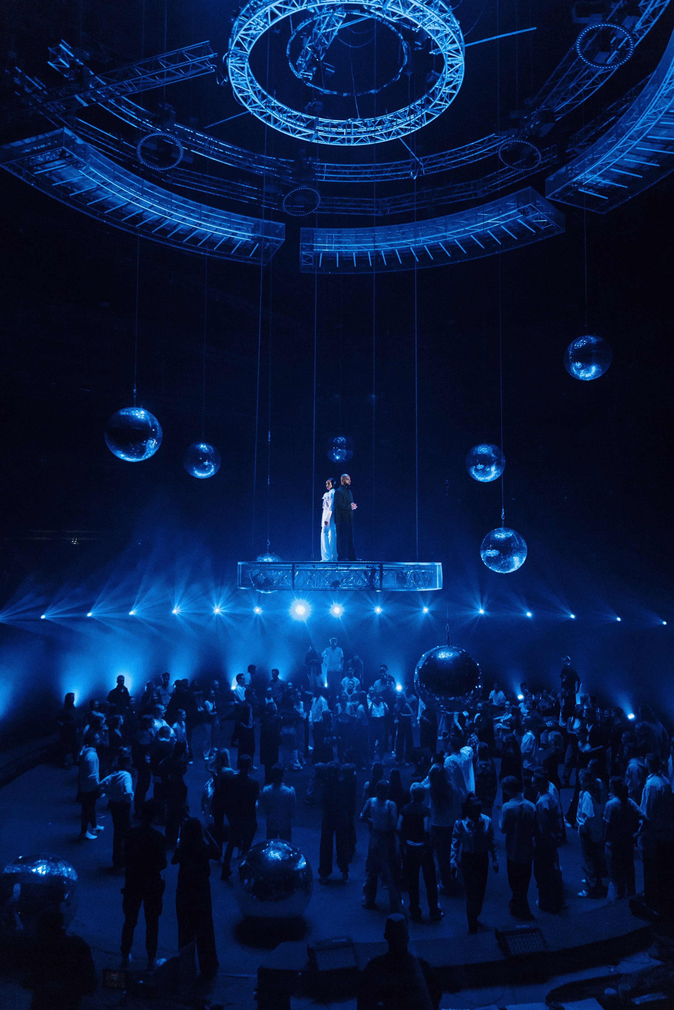 Олег Левин — профессиональный концертный и бэкстейдж фотограф в Москве