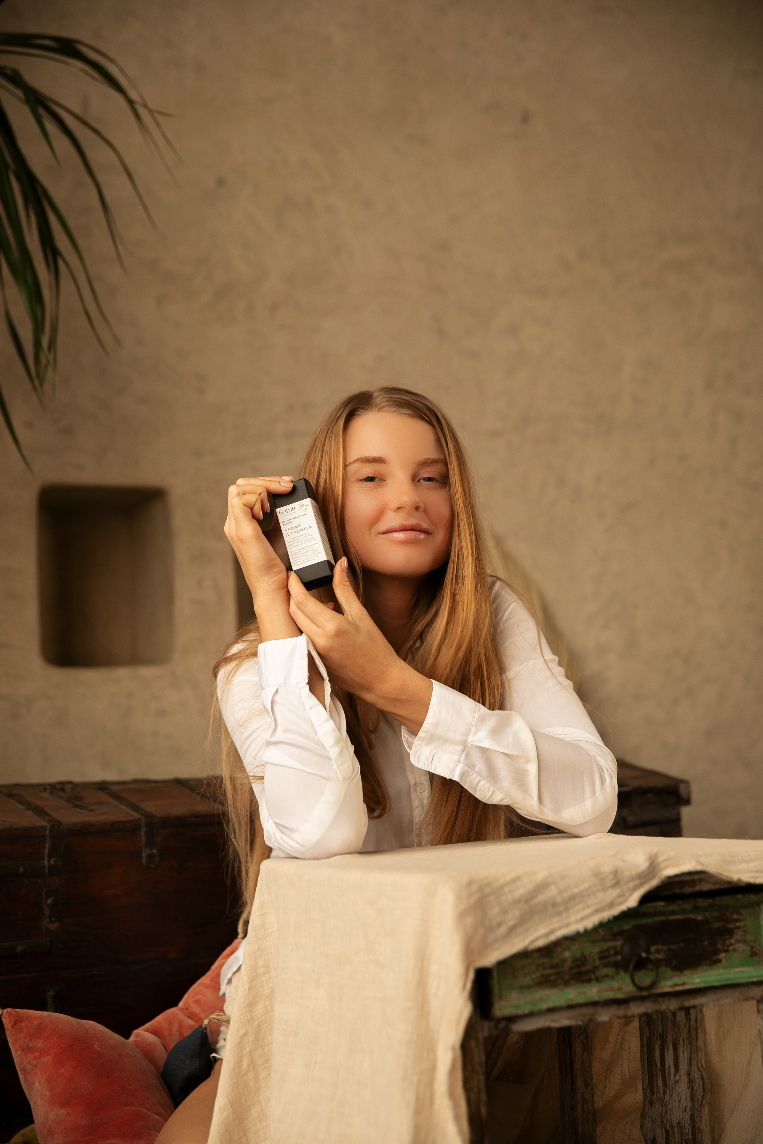 Сьемка для бренда эфирных масел Katuti. Визуальный художник Лиана Даренская, Москва