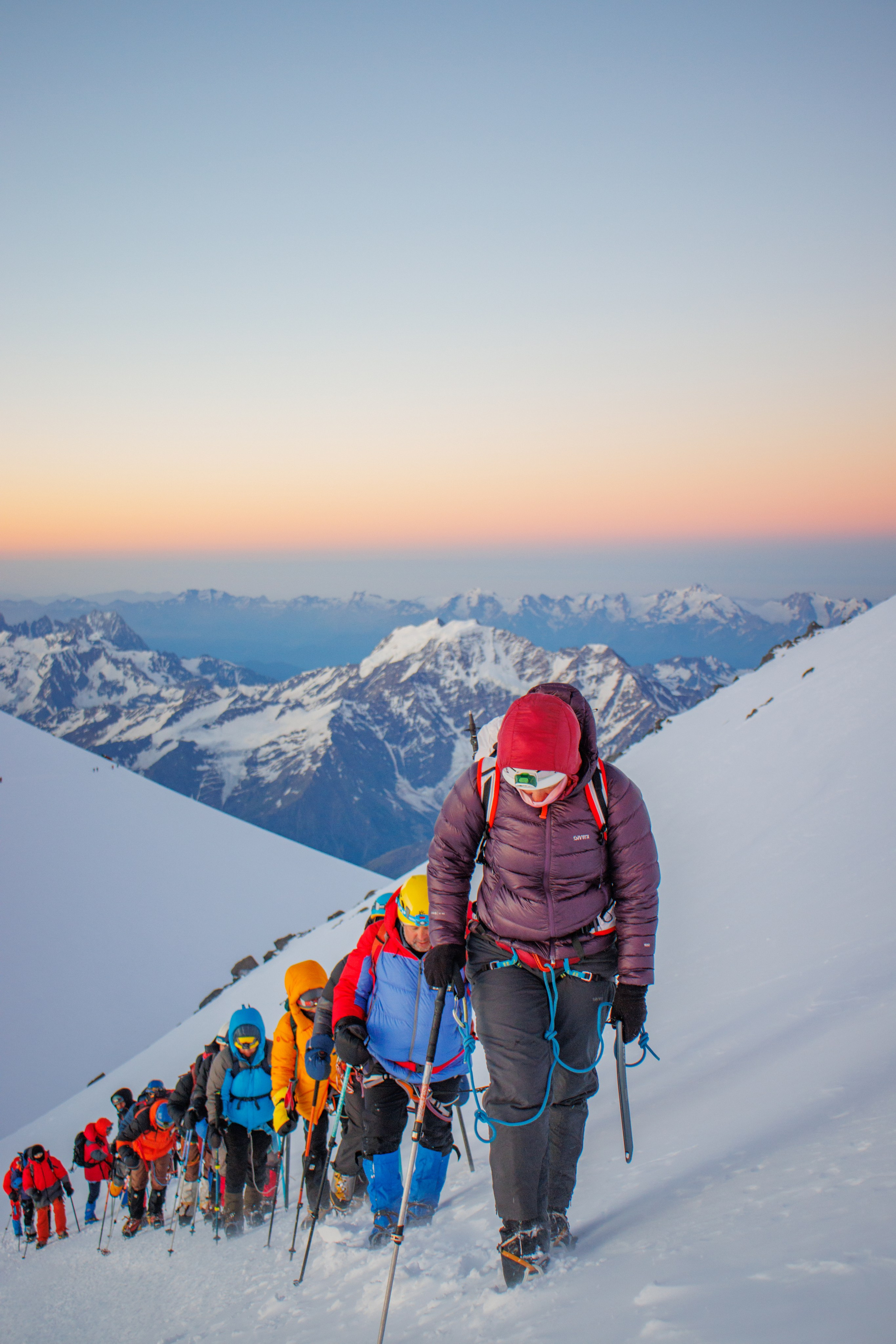 Съемка восхождения. Фотограф на трекинг и восхождение Эльбрус, Приэльбрусье. Елизавета Бобок