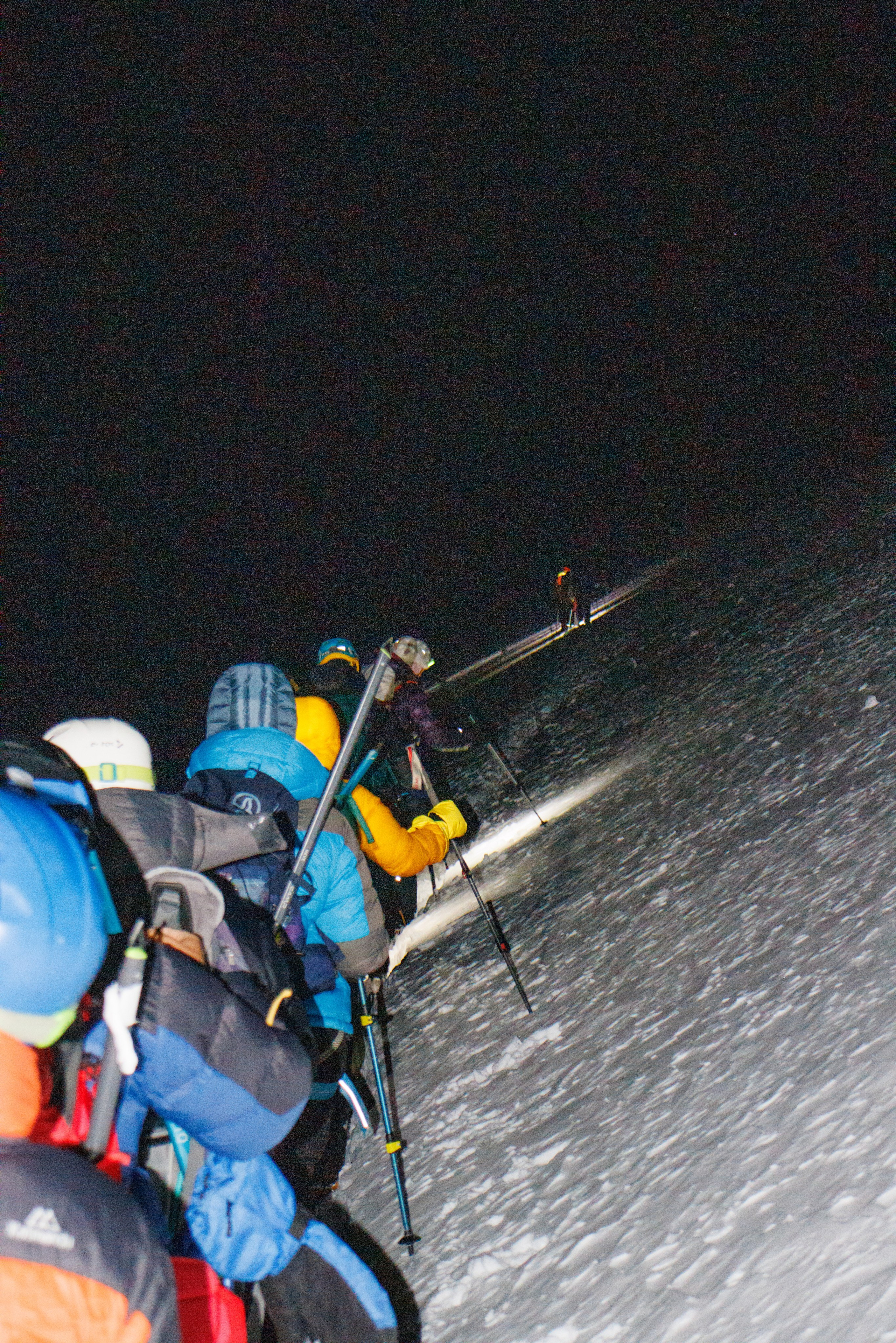 Съемка восхождения. Фотограф на трекинг и восхождение Эльбрус, Приэльбрусье. Елизавета Бобок
