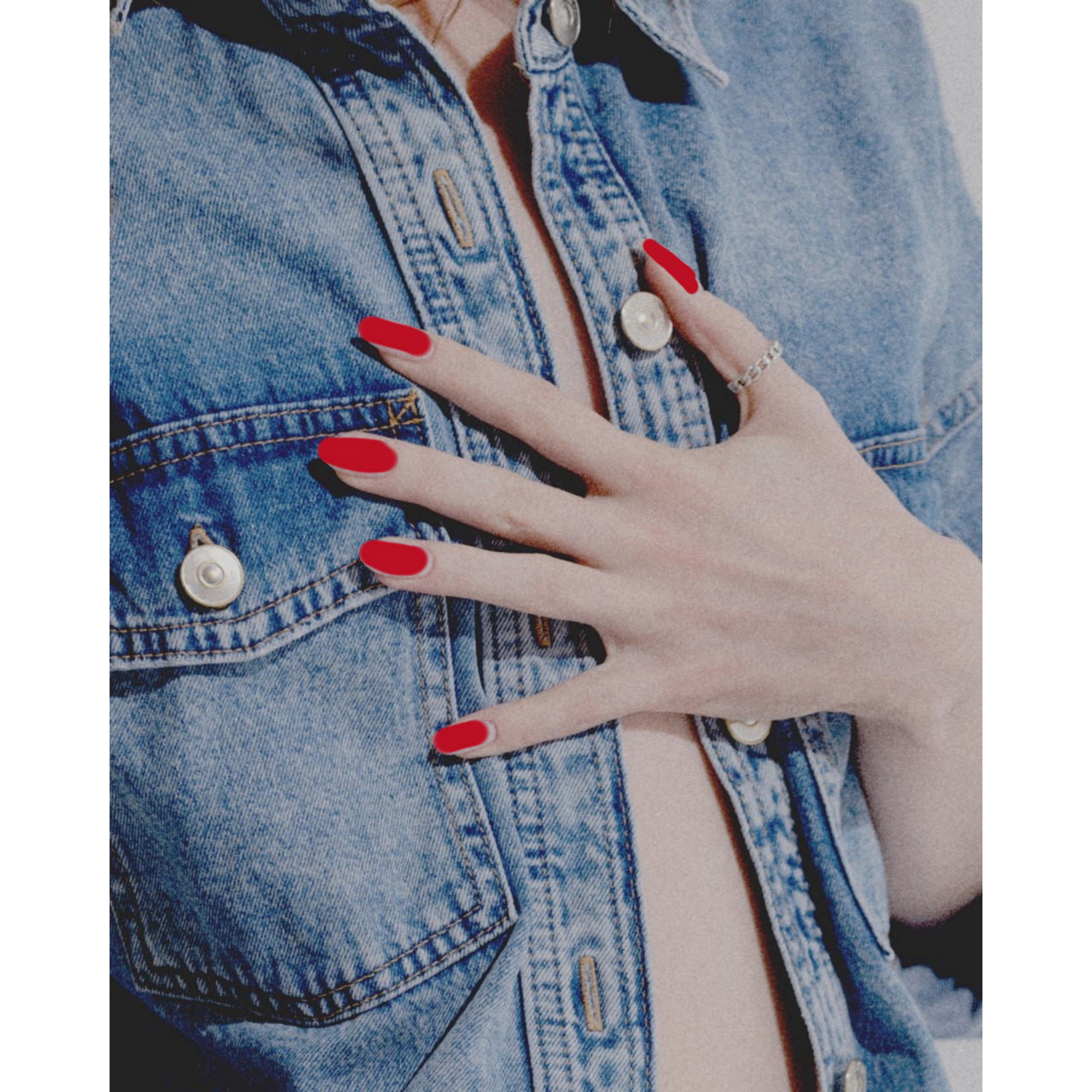 Таис Суворова — Арт-директор, Fashion & Still Life фотограф. Кампейны и High-End ретушь. Москва