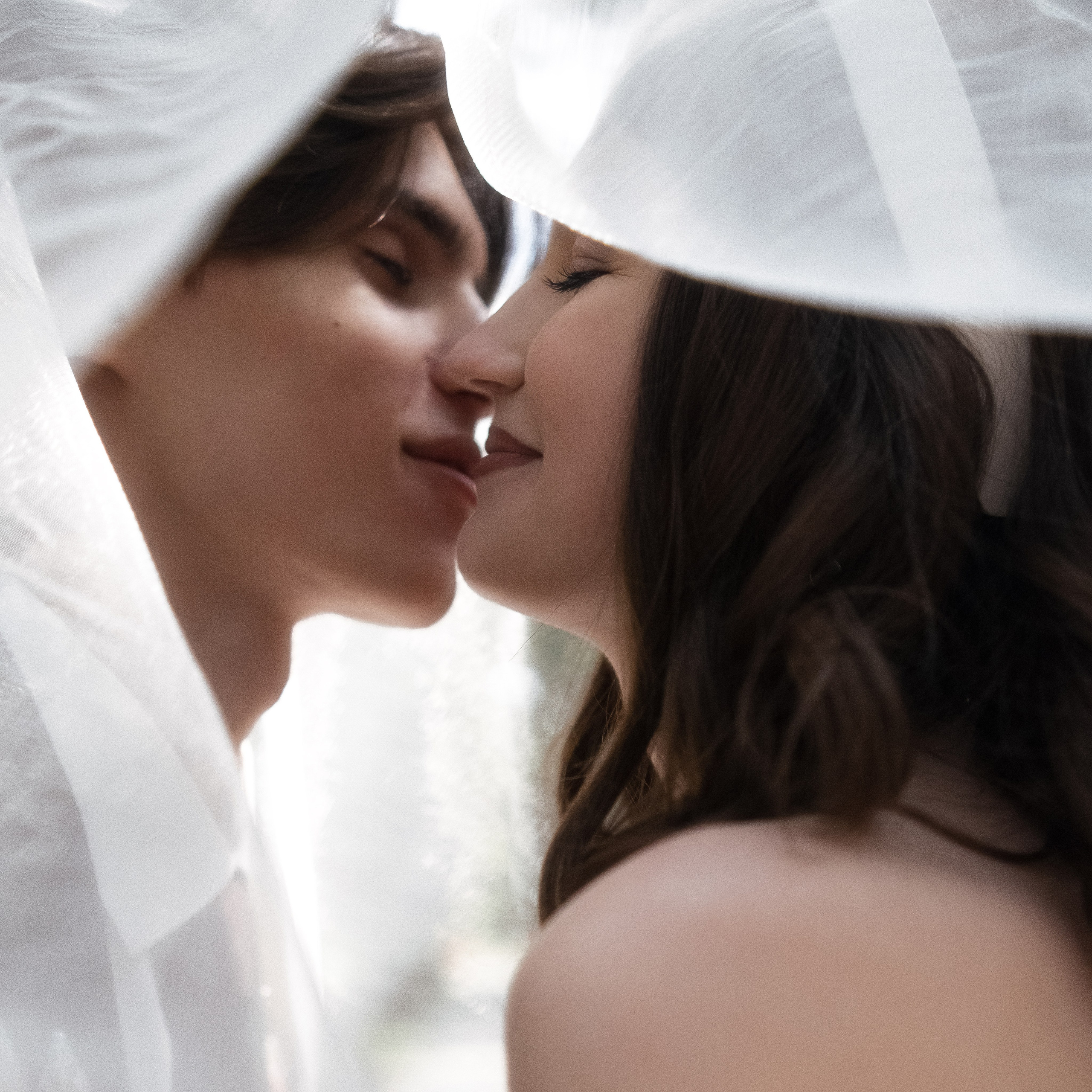 Стоимость. Креативный фотограф и ретушёр в Омске