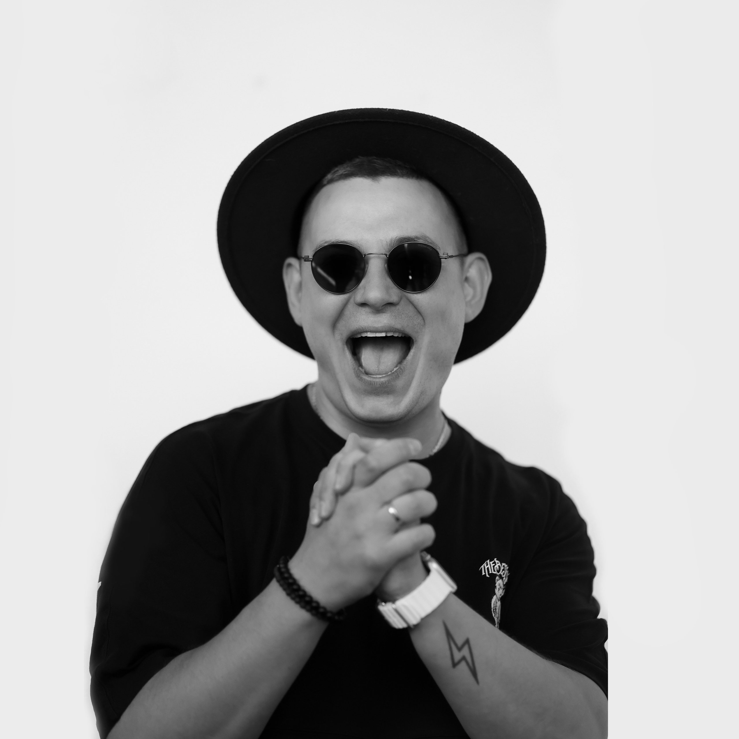 Контакты. Свадебный и семейный фотограф Динар Гильмутдинов