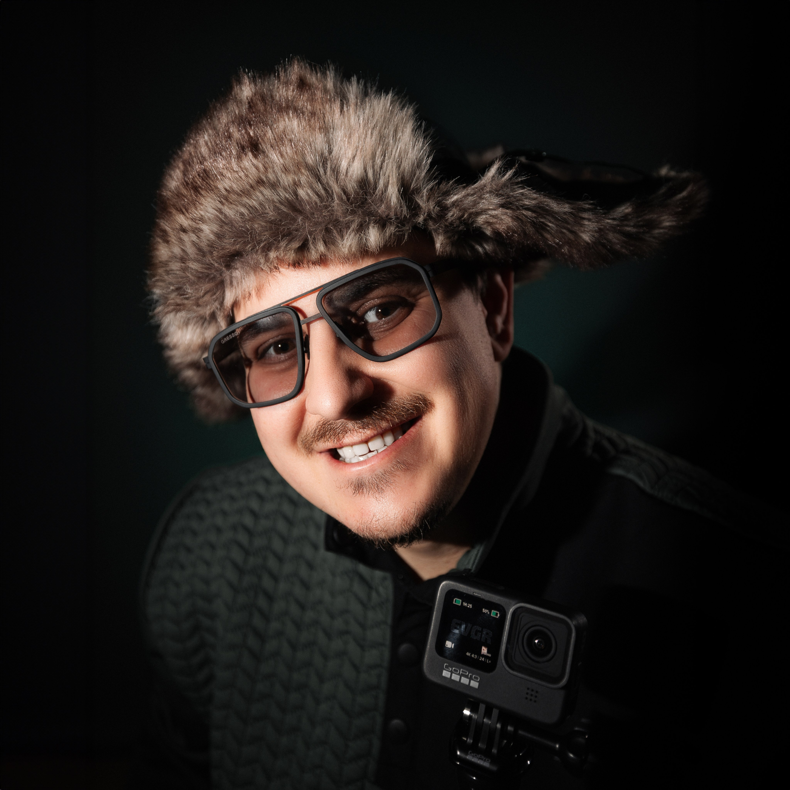 Контакты. Фотограф Евграфов Александр