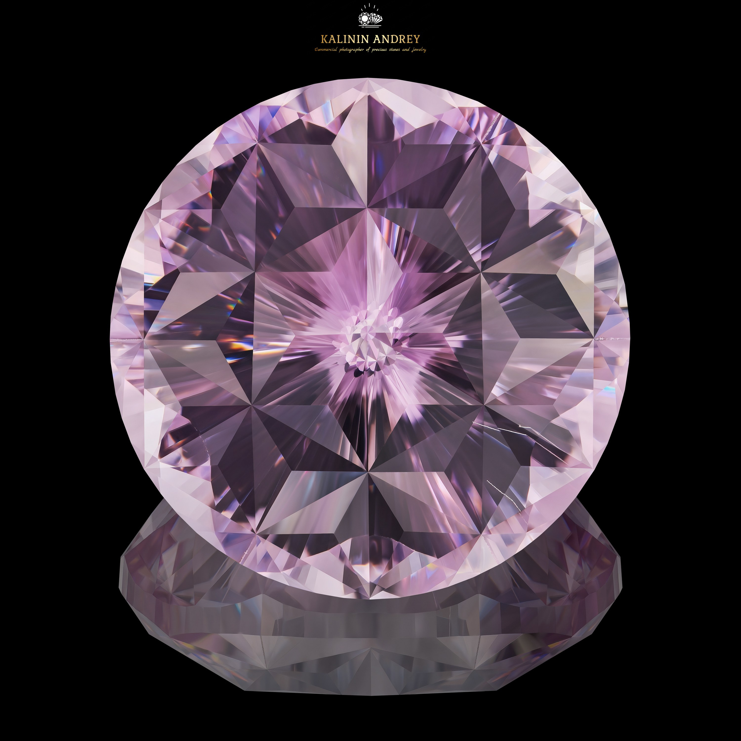 Кристаллический блеск крупных самоцветов на снимках Калинина.