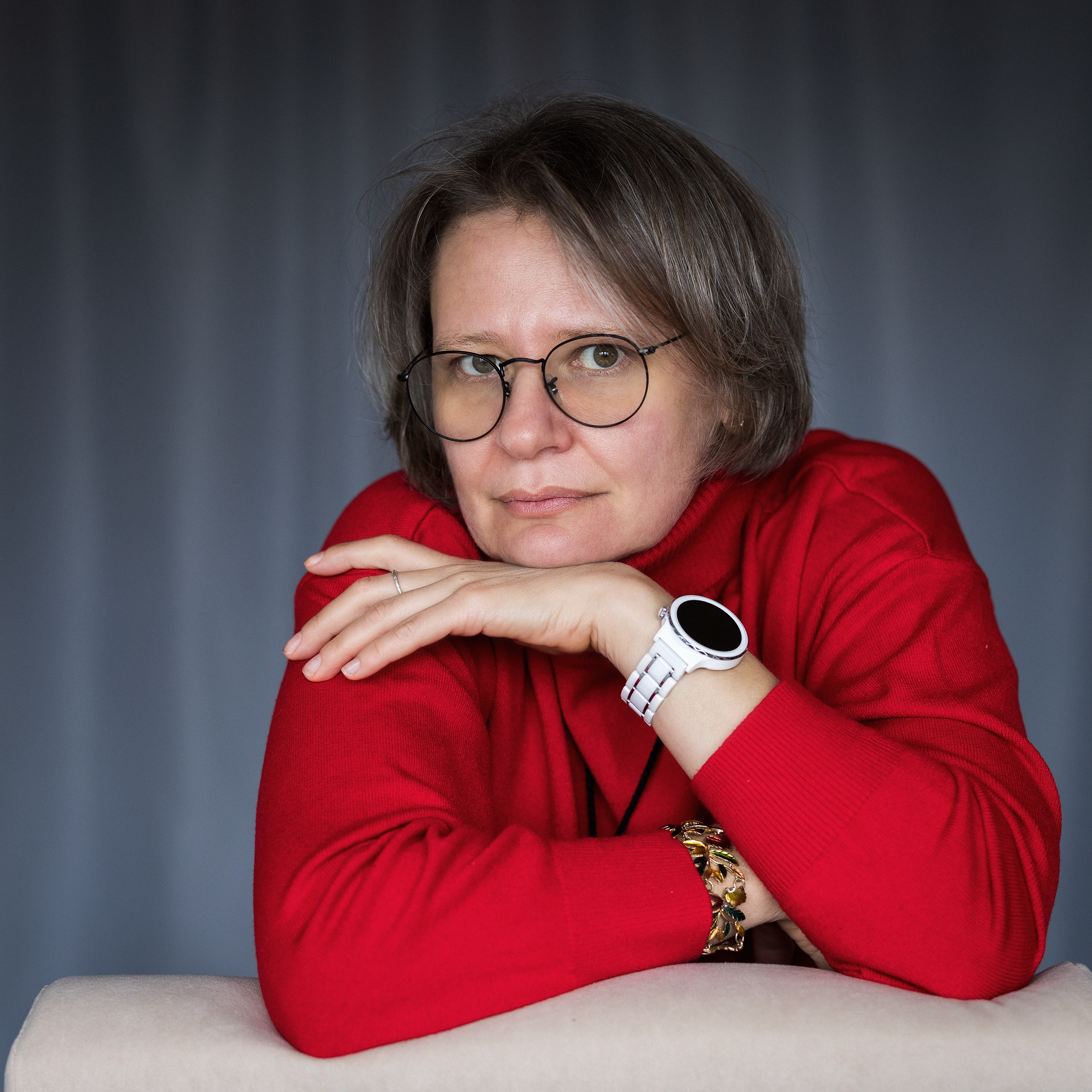 Контакты. OLGA OLEYNIKOVA Пространство, люди, смыслы