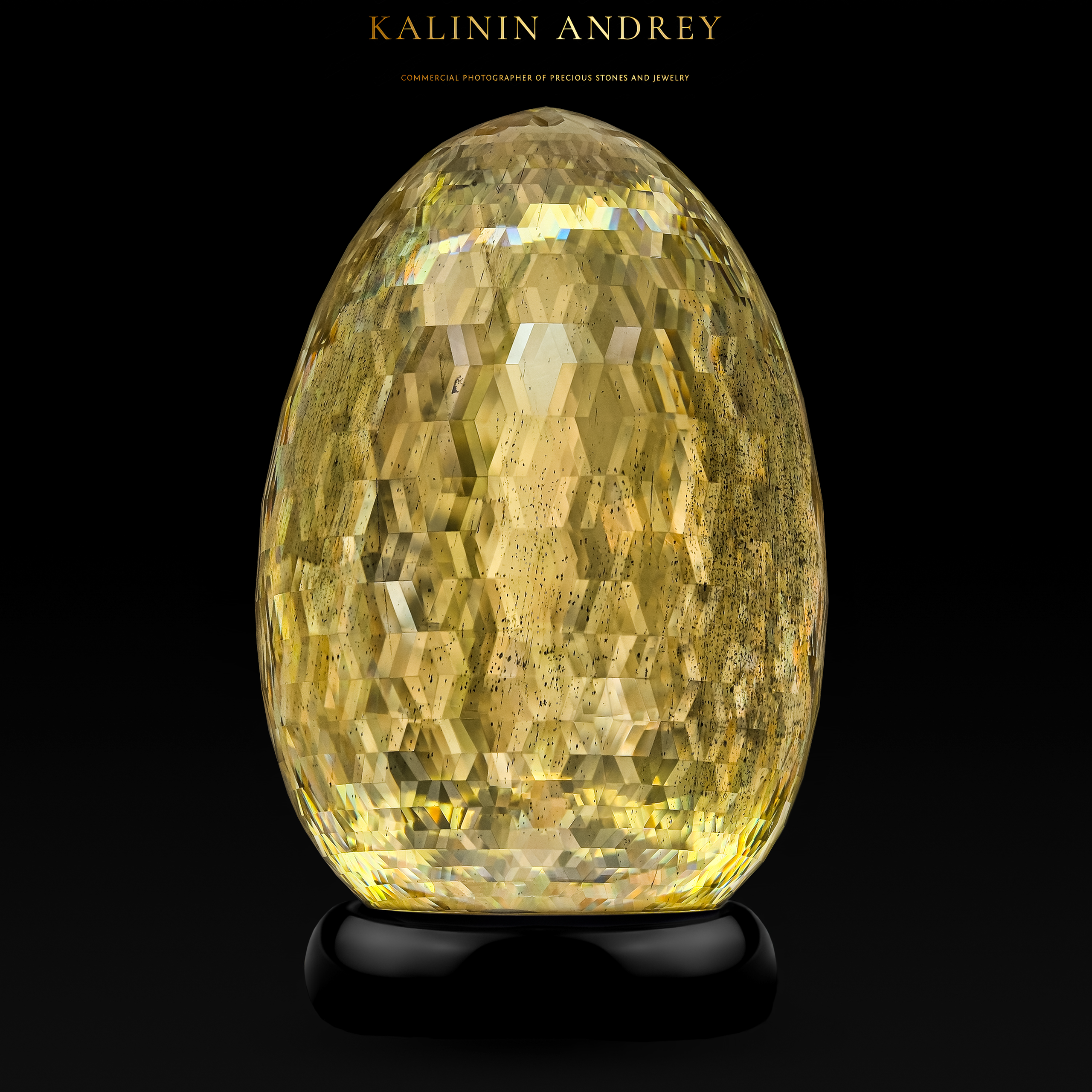 Контакты фотографа ювелирных изделий в Москве  тел +7 966-003-13-07. Высококачественная профессиональная рекламная фотосъёмка ювелирных украшений, драгоценных камней в Москве. Обучение, консультация