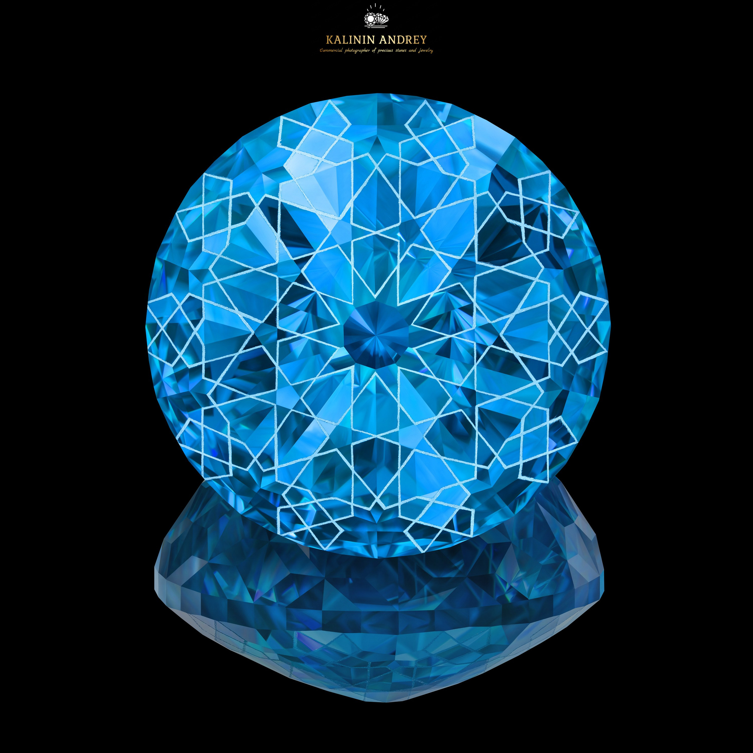 Элитные аксессуары блестят в кадре известного мастера.