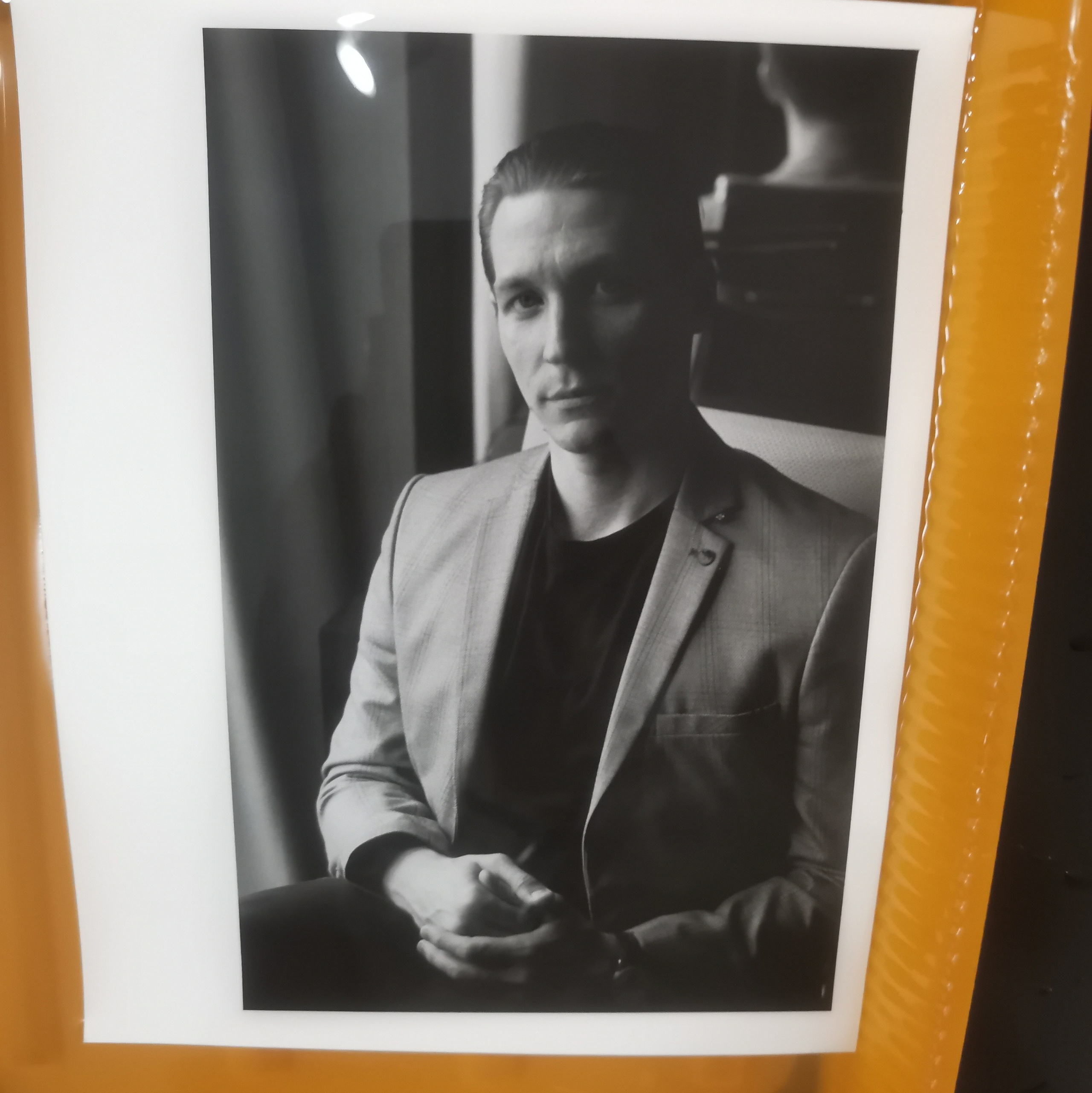 Фотосессии на пленку. Darkroom photos. Егор Фотобрат — Портретный фотограф теперь в Ташкенте