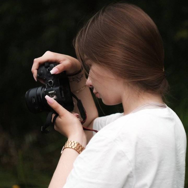 Контакты. Фотограф Екатерина Васюкова