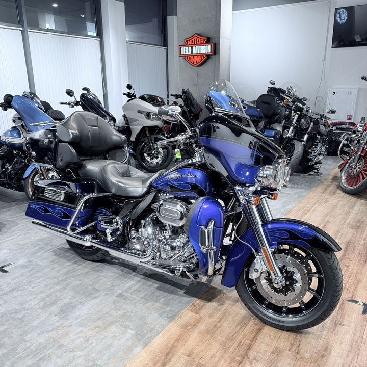 Hello Davidson, Москва. Только хорошие мотоциклы…