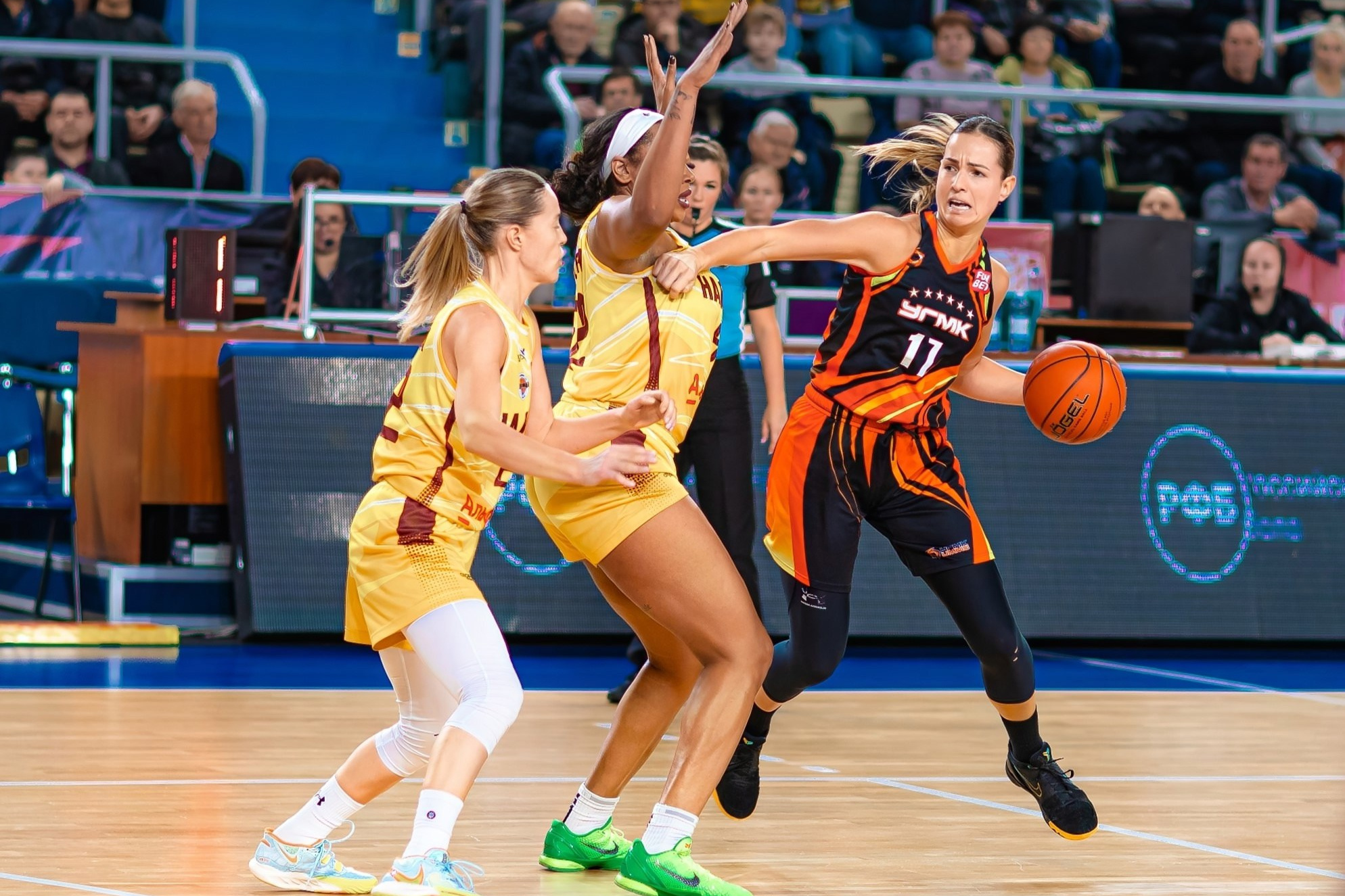 Команда специалистов в мире фотографии и видео. Детский фотограф, семейный фотограф