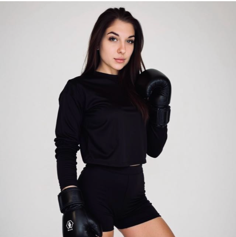 Тренер женского бокса в Краснодаре. Тренировки по боксу для девушек и женщин — Gray Shark Studio
