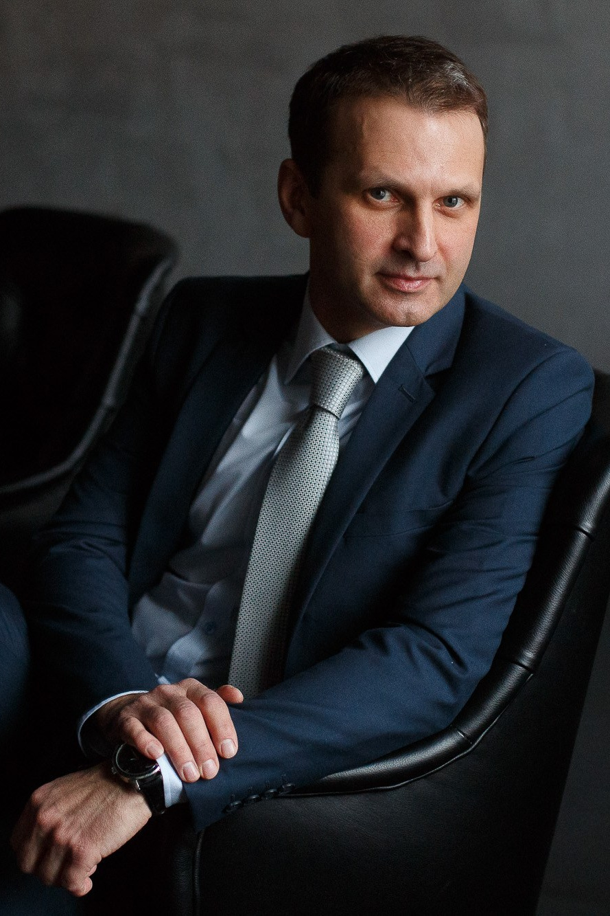 Портреты. Main