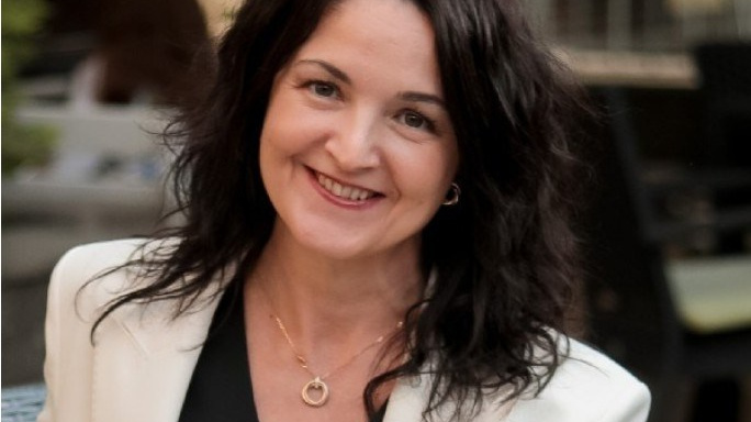 Контакты. Лиана Антонович | Конные стратегии