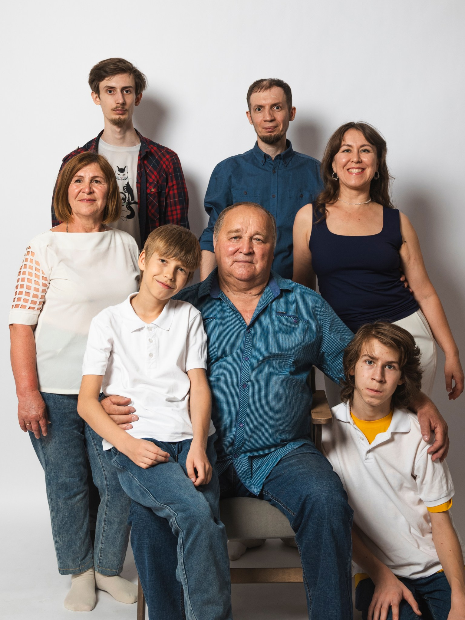 Семейная фотосессия в студии