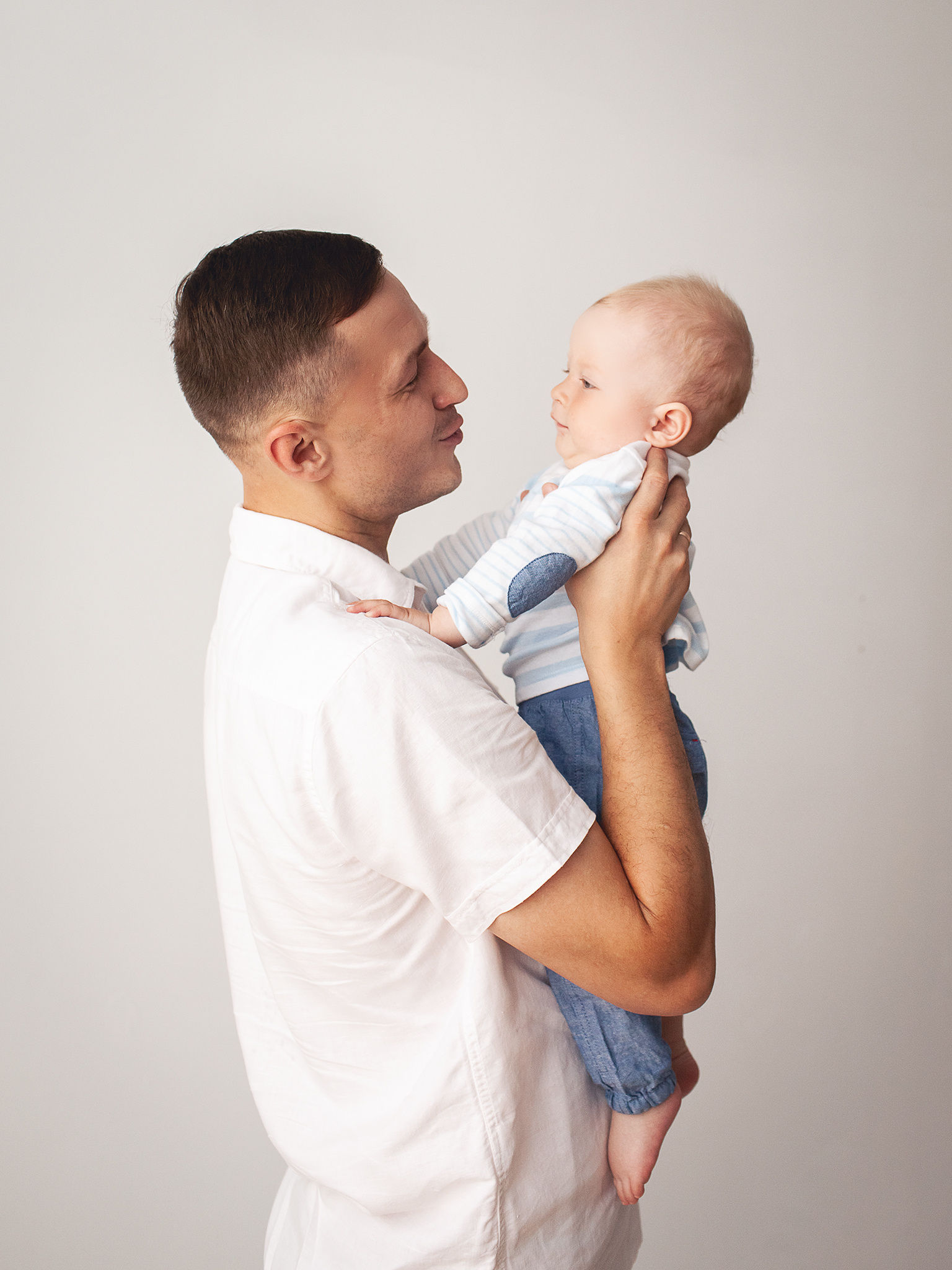 В этой статье я расскажу как проходит фотосъёмка малыша 6 месяцев. Детский фотограф в Самаре