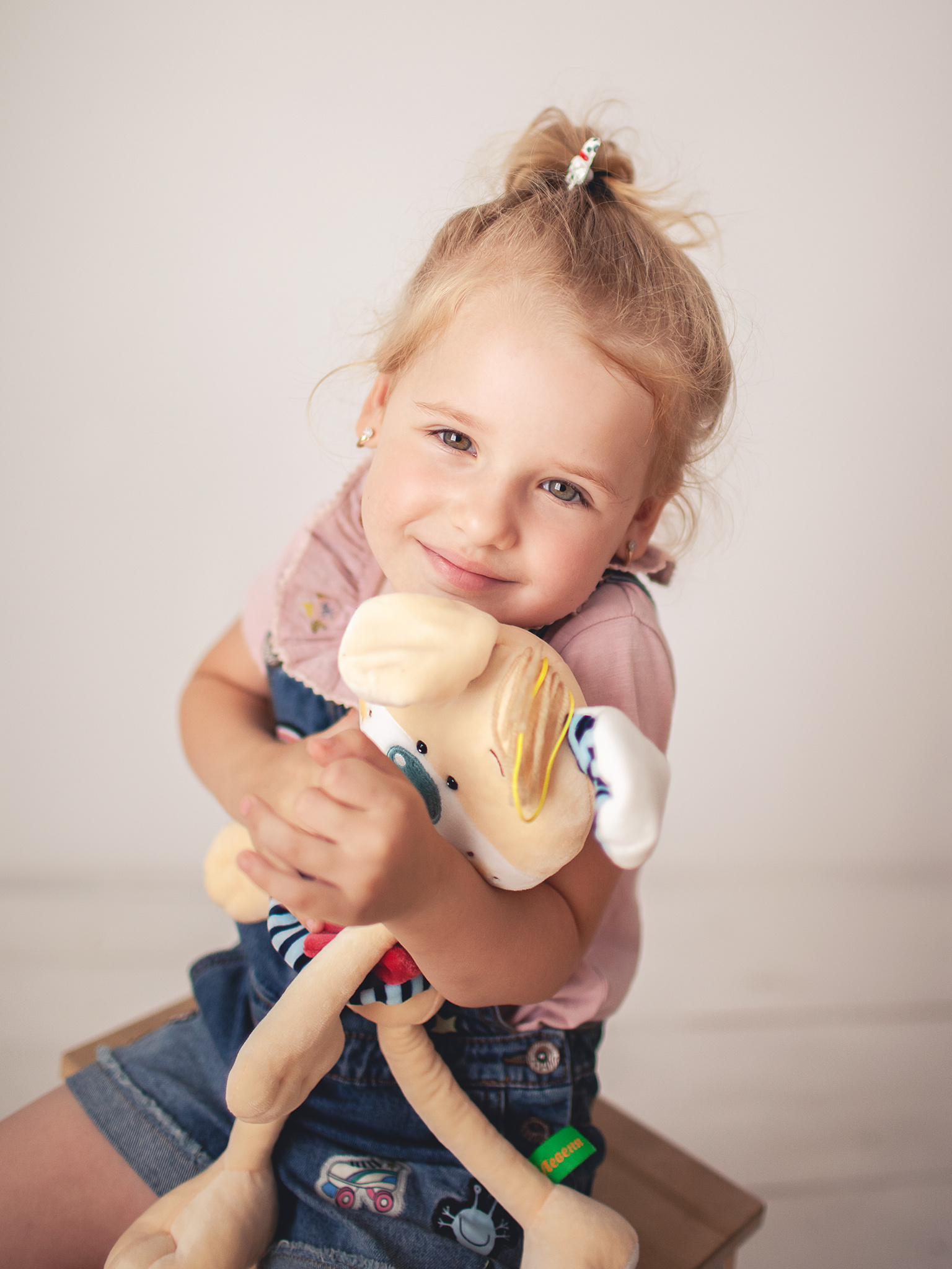 Детский портрет четырёхлетней Даши. Детский фотограф в Самаре