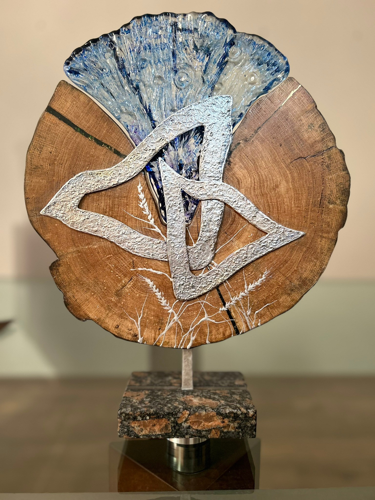 Василек - цветок 2025 года. Символ верности и постоянства. 