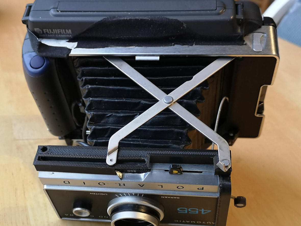 Polaroid Model 455 + Fujifilm Instax 100 = Instax Wide Camera. Фотограф — видеограф в Москве Дмитрий Менделеев