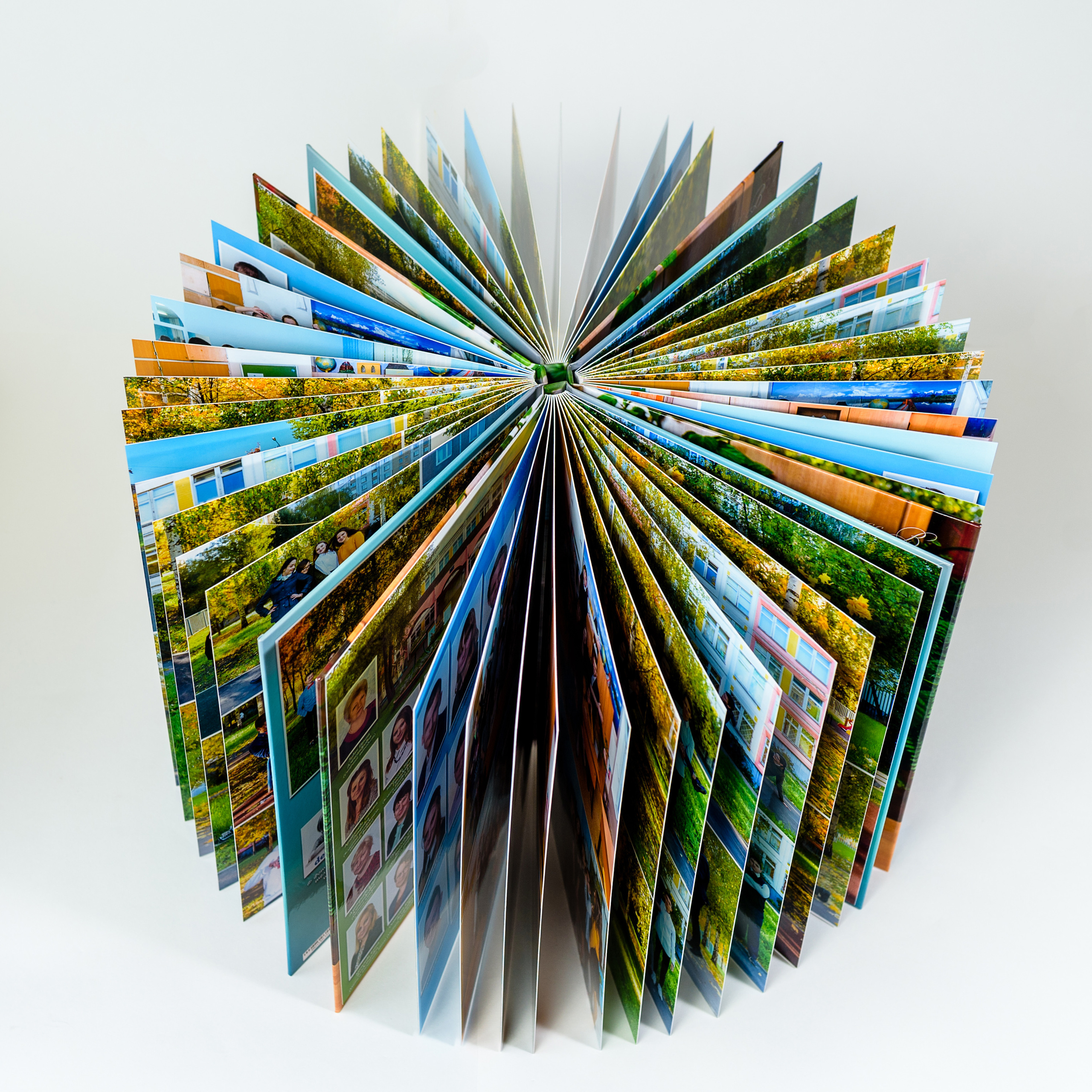 Выпускные альбомы. Стоимость. Coolbook школьные выпускные альбомы Москва и МО