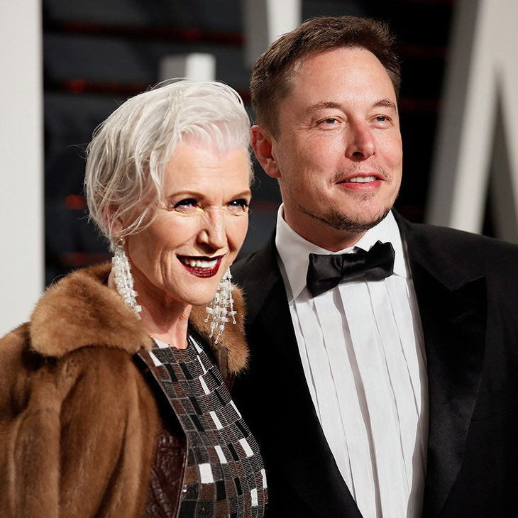 Ретушь фото для Мэй Маск