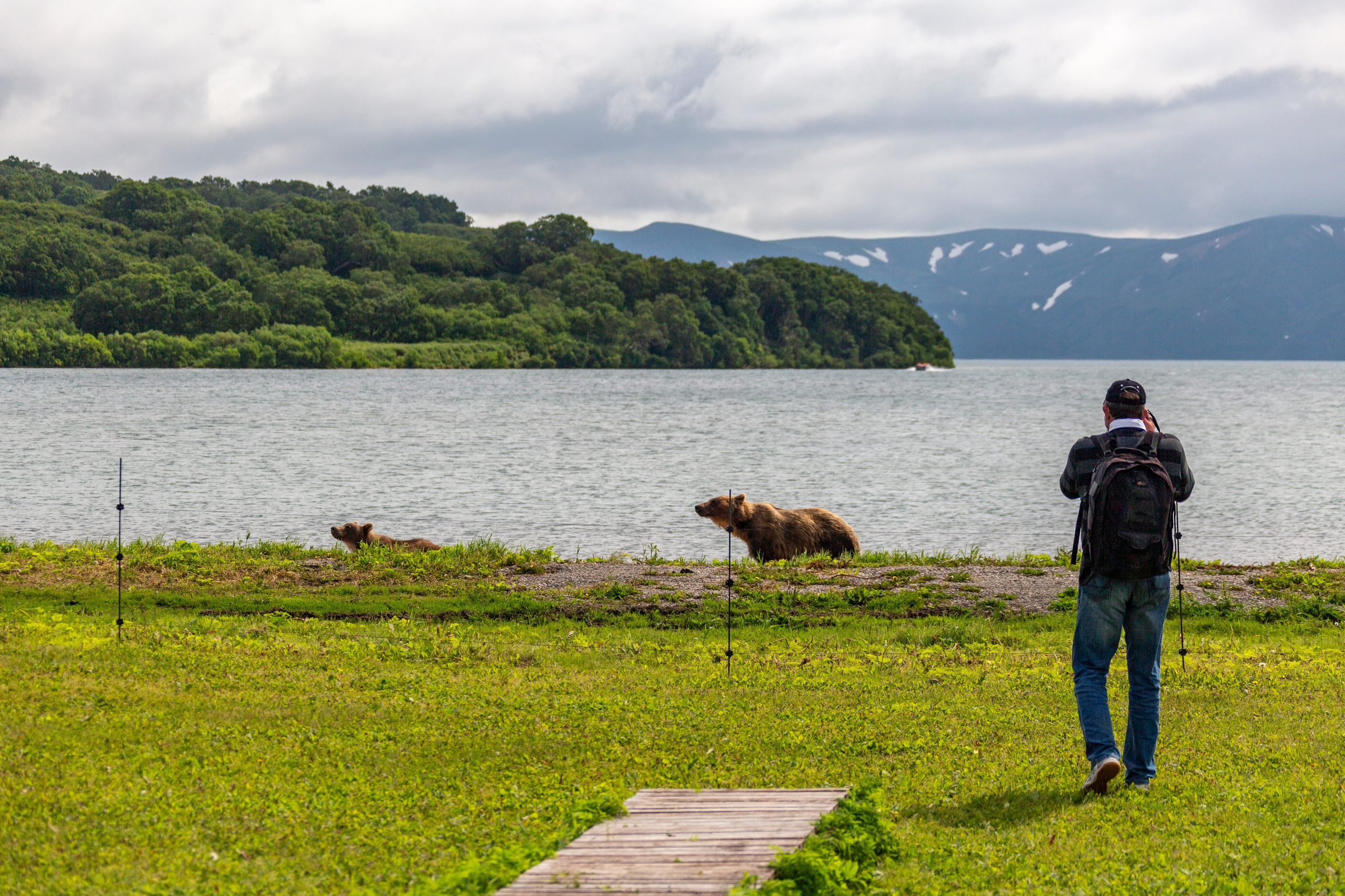 Вертолётные туры по Камчатке — лучшие локации за один день. Время Камчатки: чтобы найти свой путь, нужно скорость умножить на время