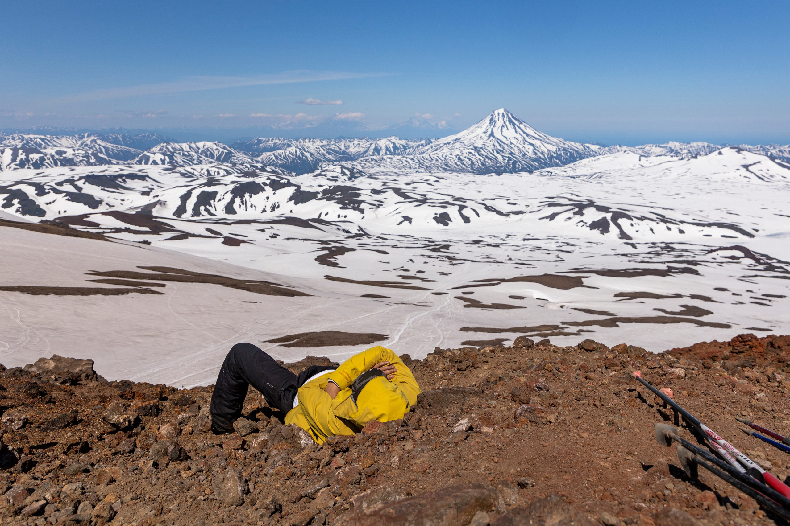 Вулкан Горелый — кратеры, озёра и походы. Время Камчатки: чтобы найти свой путь, нужно скорость умножить на время