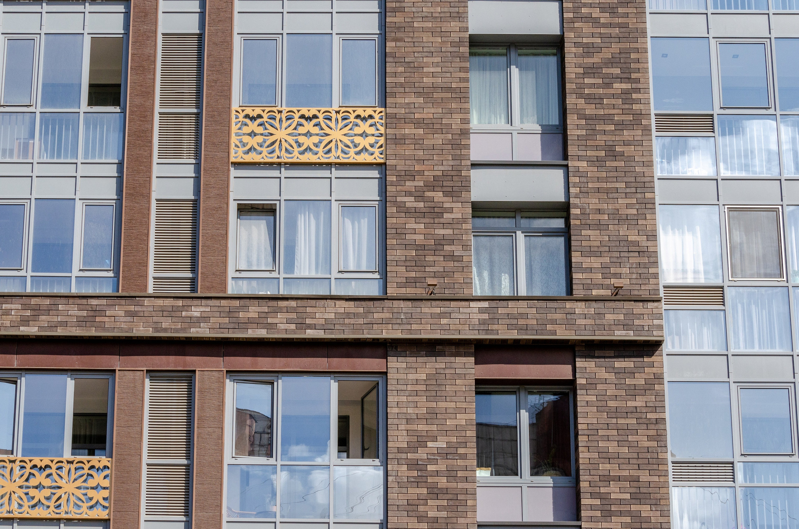 Индивидуальные фасадные решения