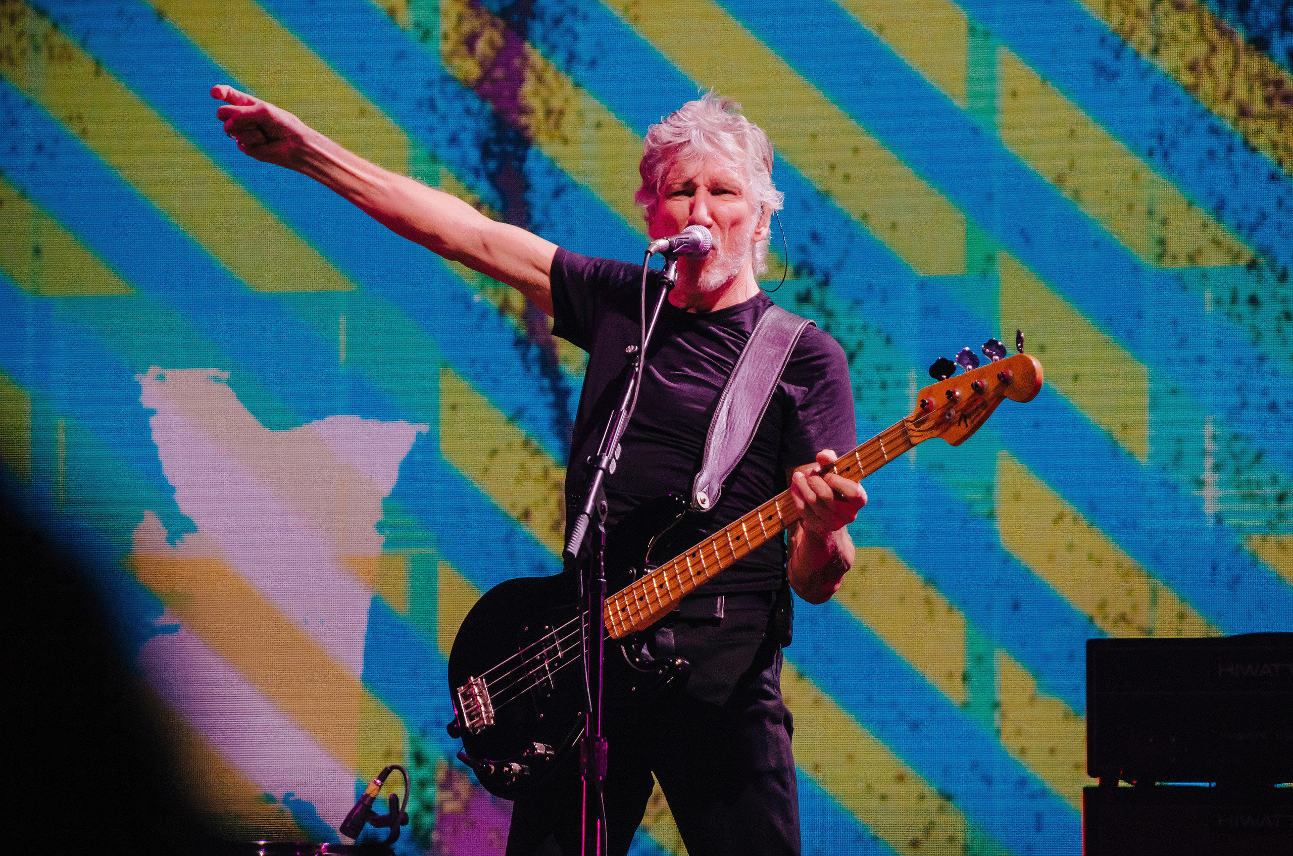 Концерт Роджера Уотерса в Олимпийском. Репортажный и свадебный фотограф в Курске Борис Захарчук