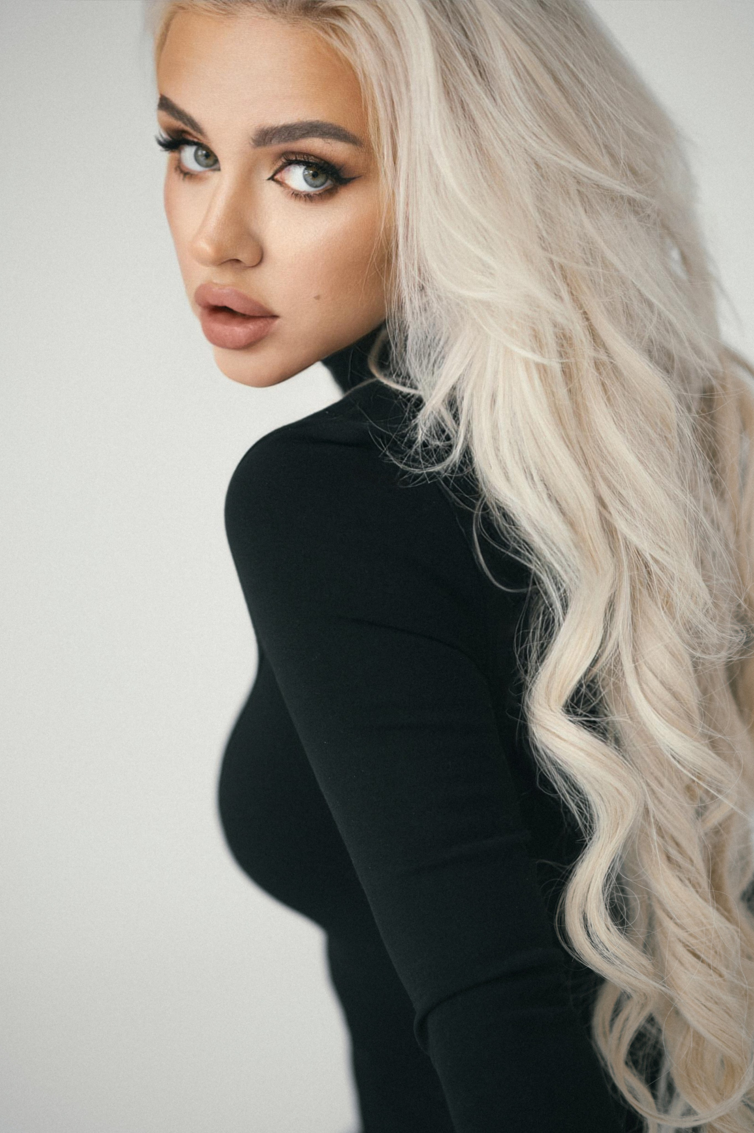 Центр аппаратной косметологии IVI