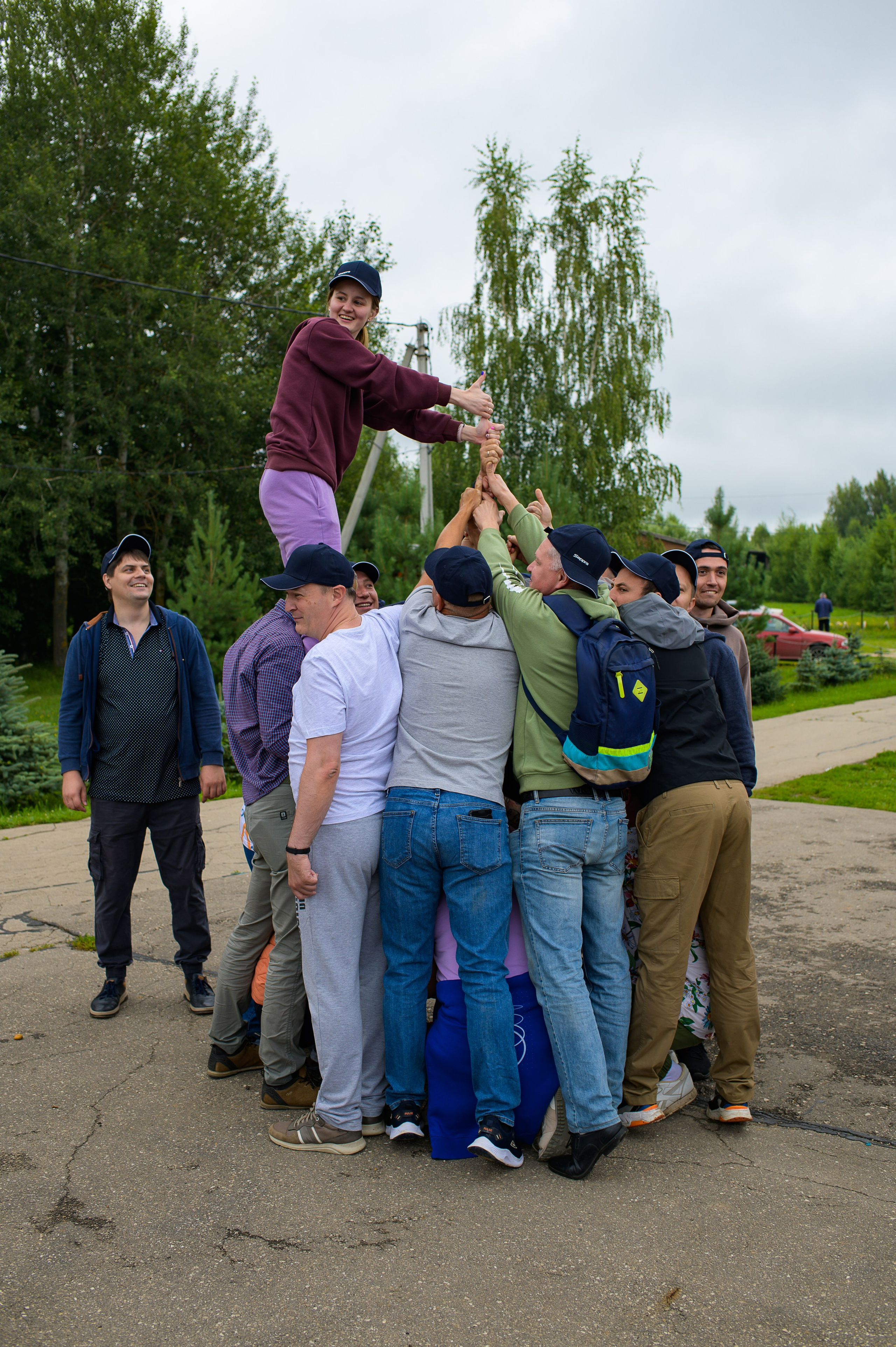 соревнование чья пирамида выше