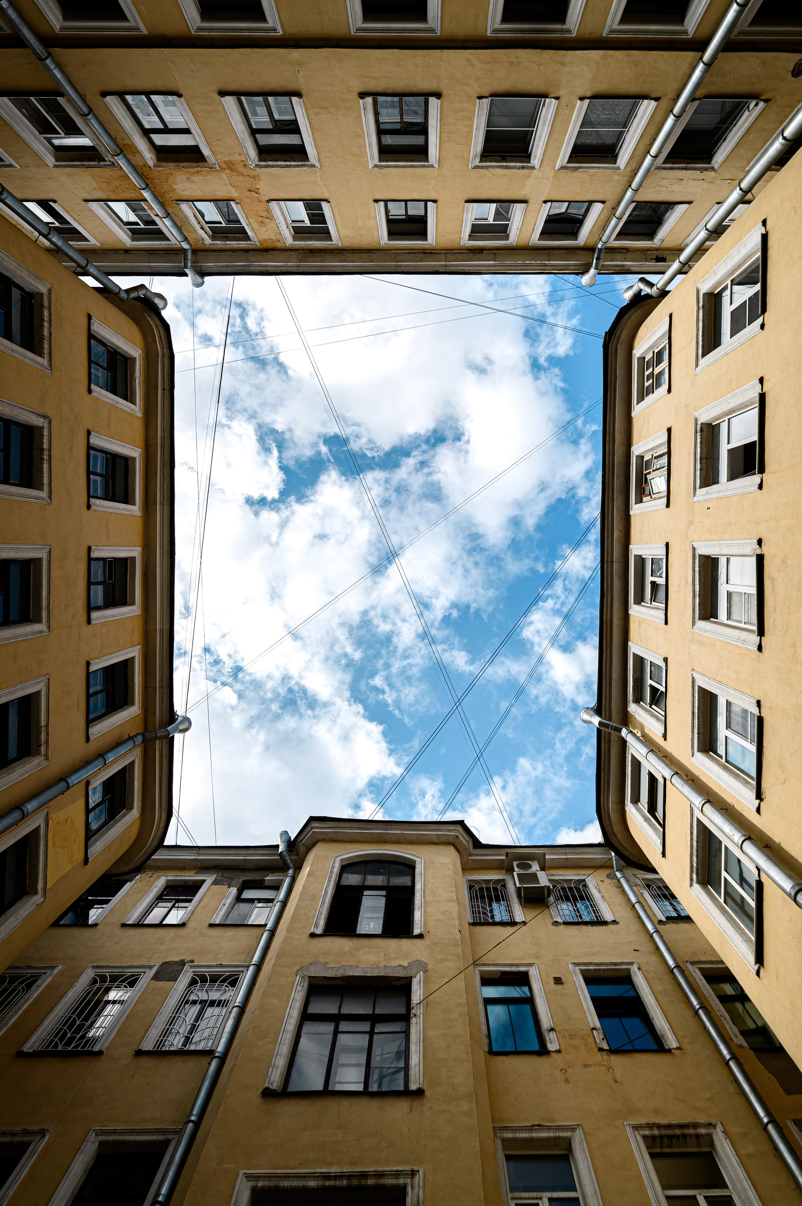 Дворы-колодцы Санкт-Петербурга (Петроградская сторона) | Фотопроект Алексея Клейменова