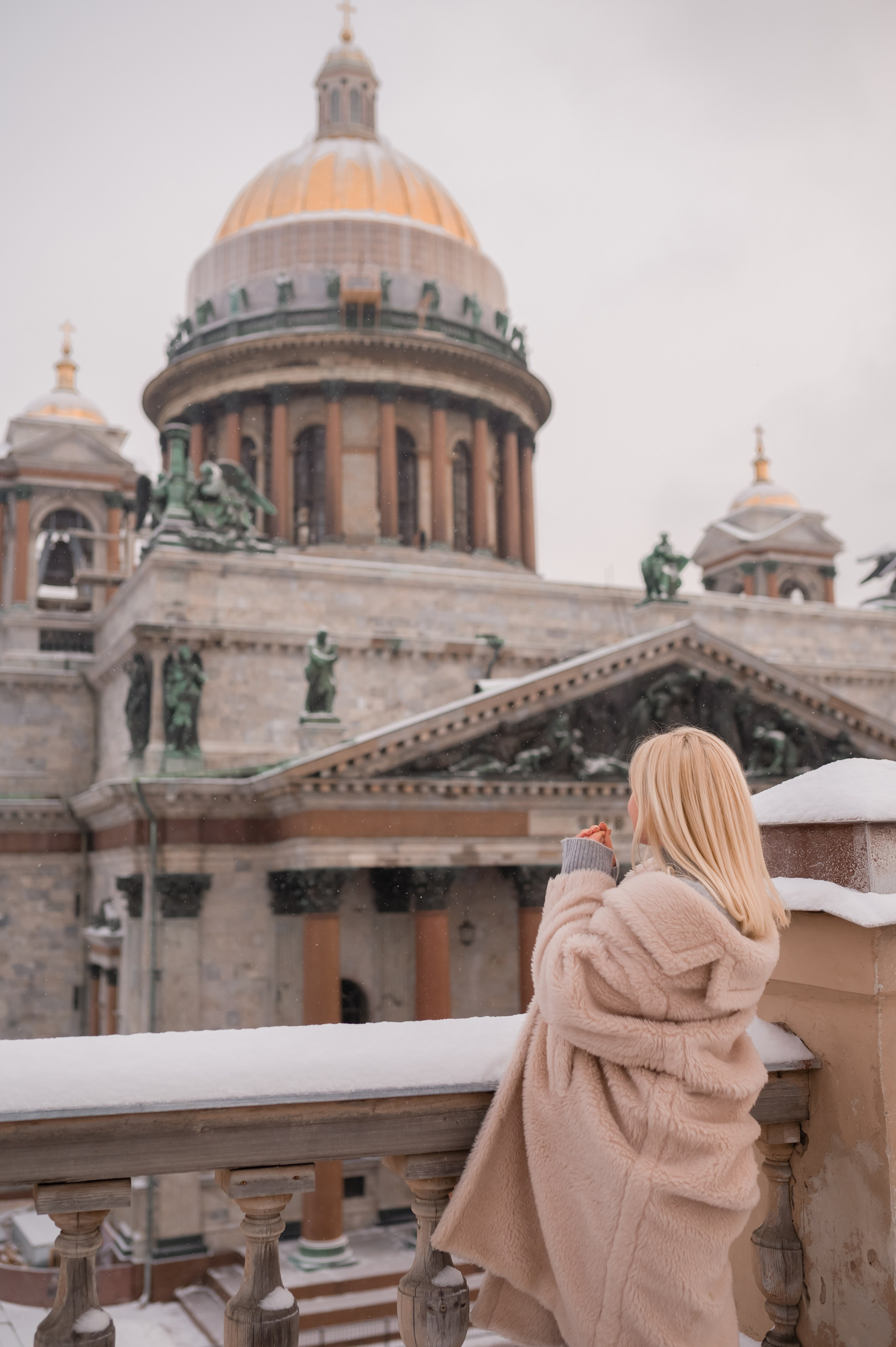 Фотосессия на крыше около Исаакиевского собора