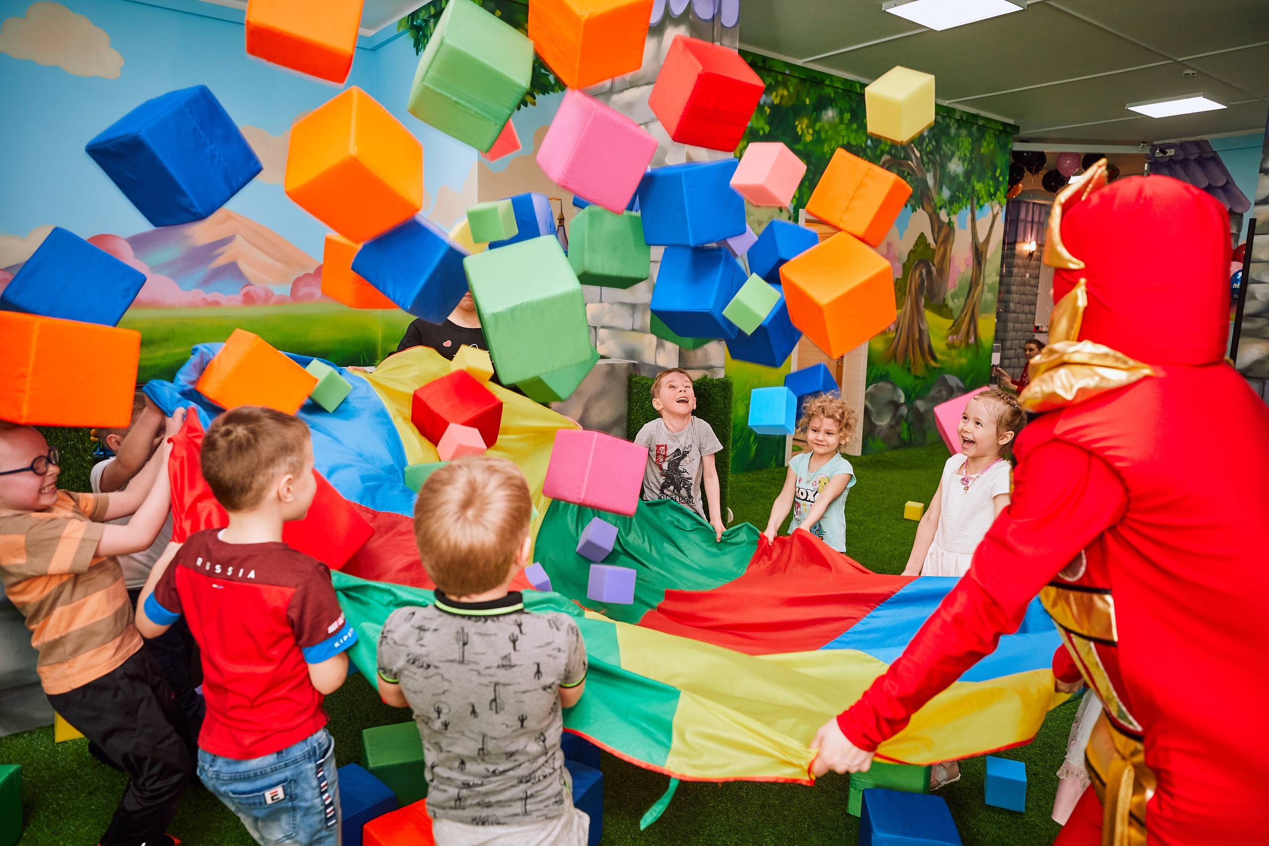 Шоу. Семейный Центр Развлечений в Щелково