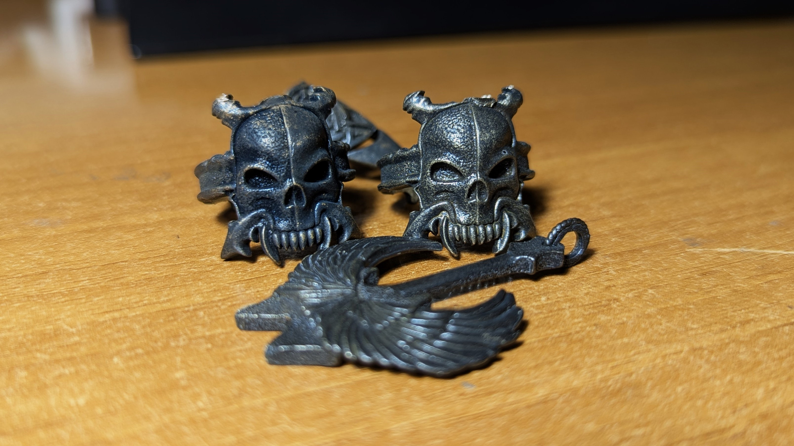 Создание Имперской Аквилы Warhammer 40,000 из бронзы и аргентана. Процесс от 3D-модели до кастома
