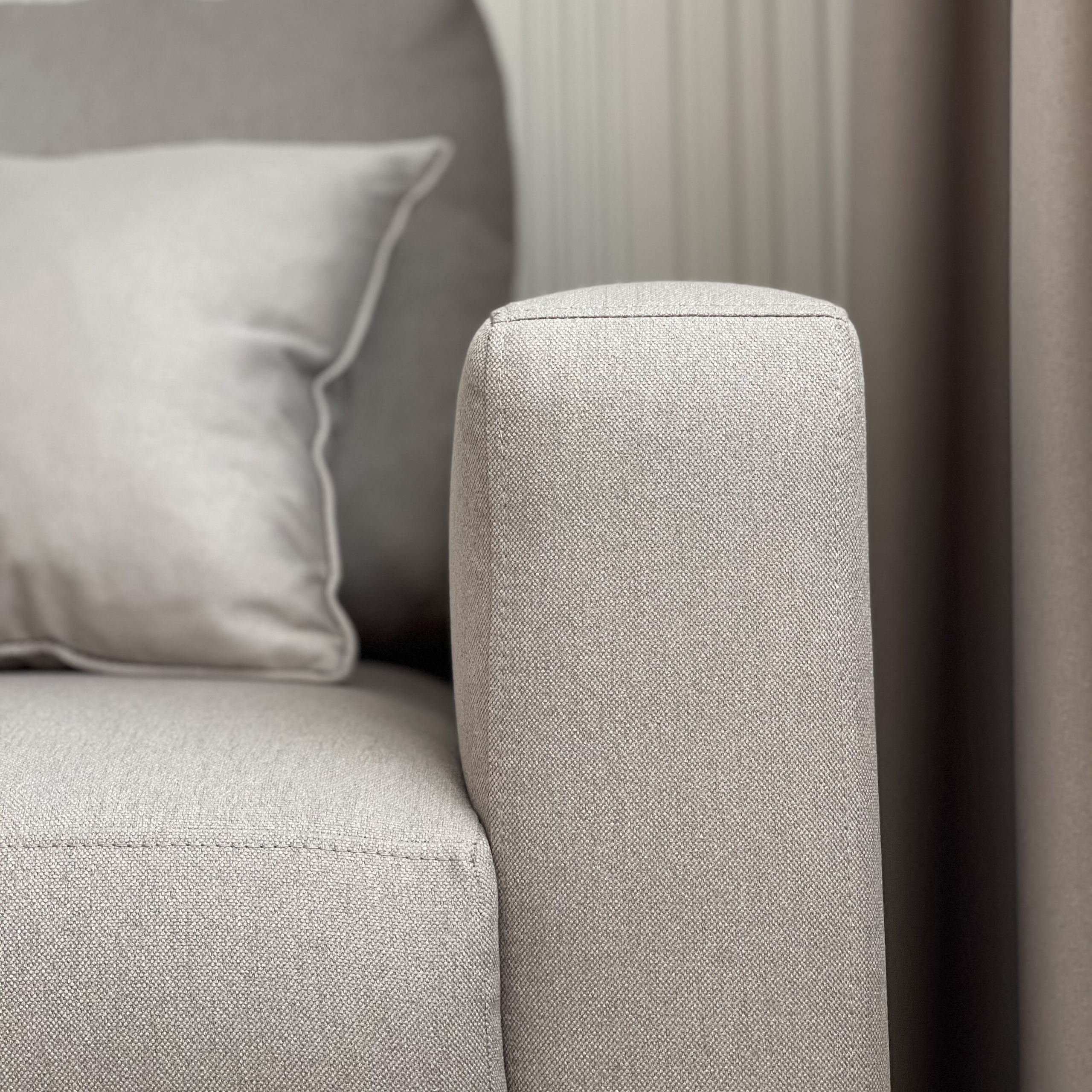 Студия интерьерных решений SUNHOUSE. Натяжные потолки, шторы, текстиль